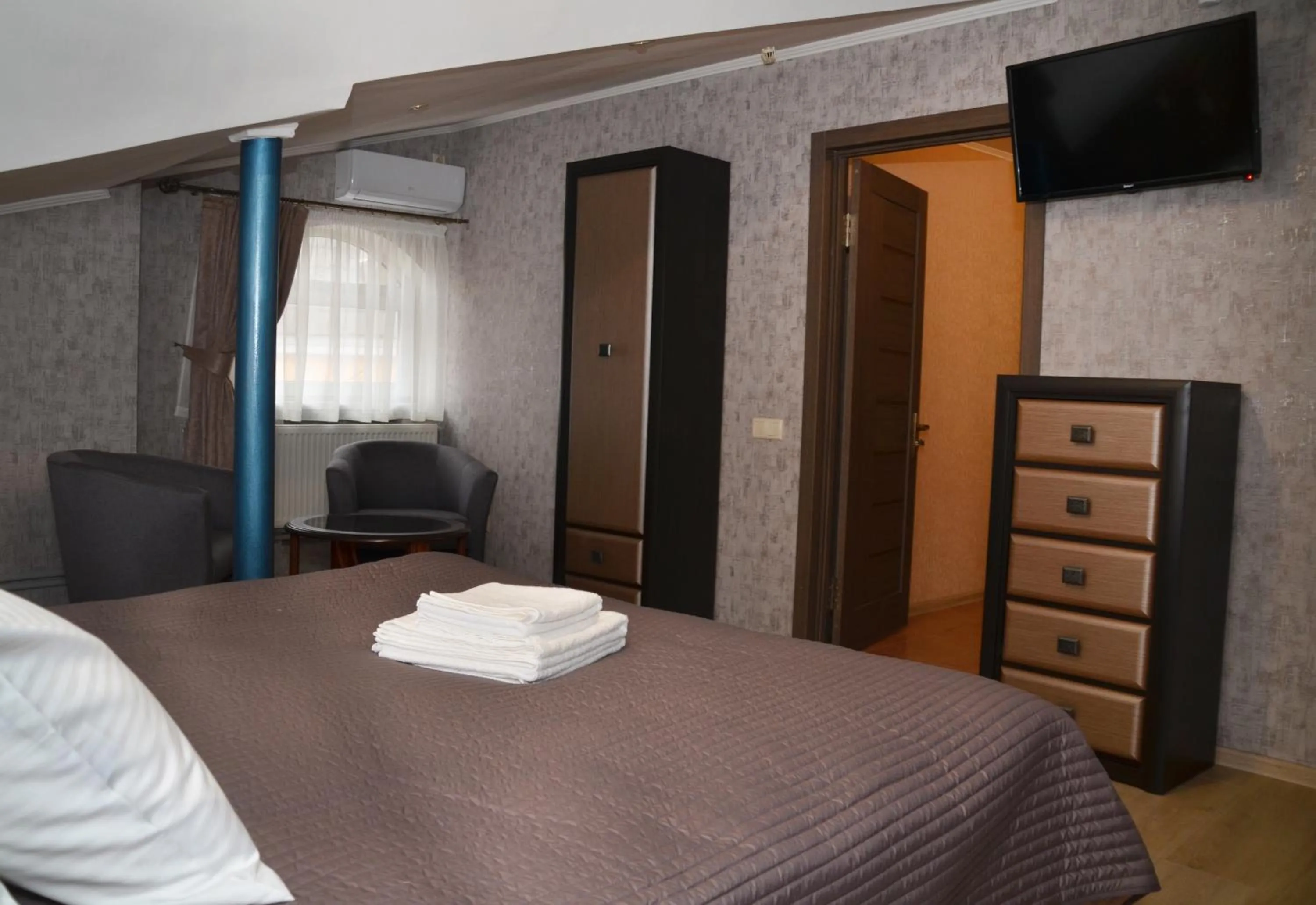 Photo of the whole room, Bed in Centralnyi hotel