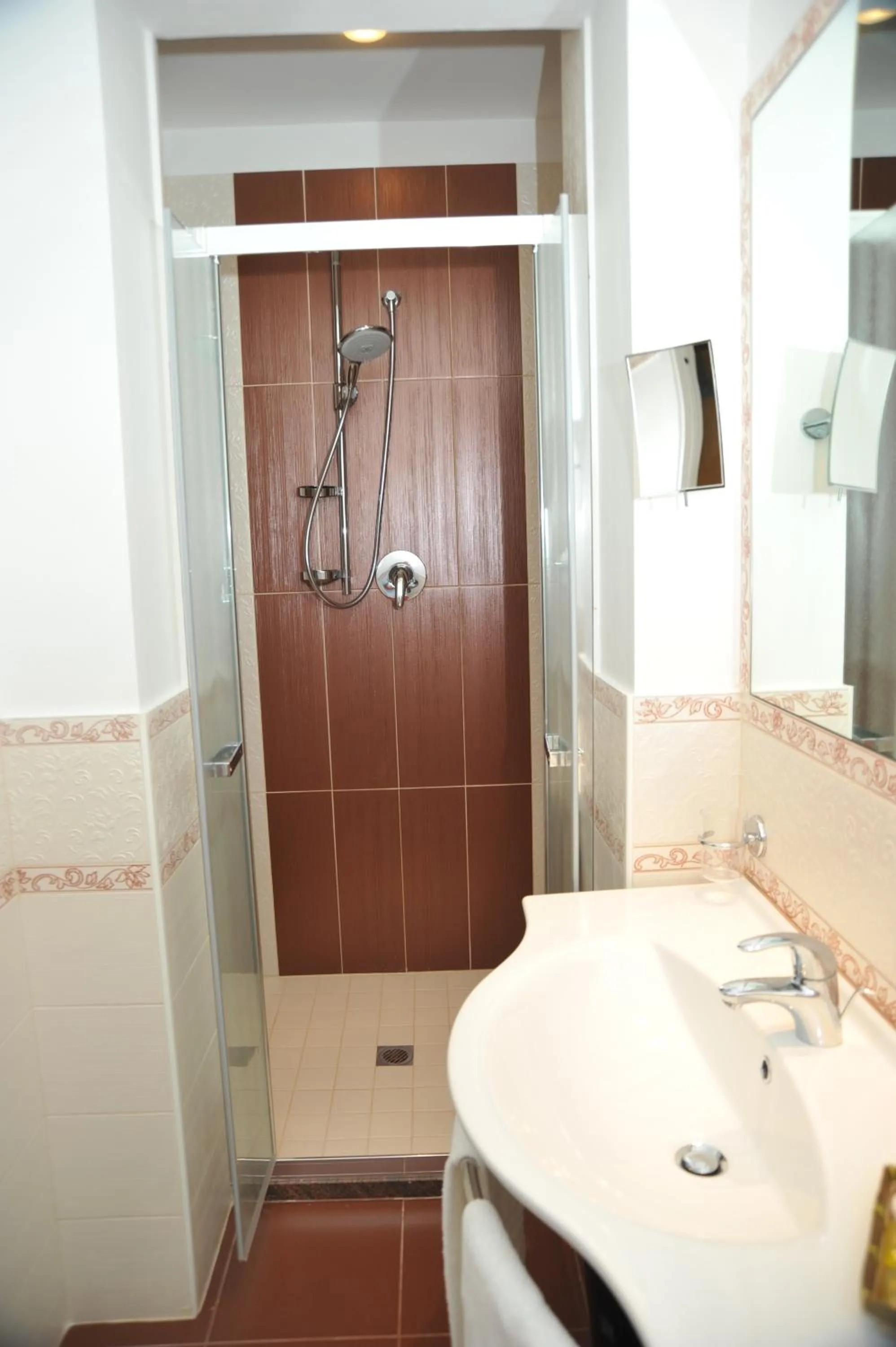 Bathroom in Hotel Marilena