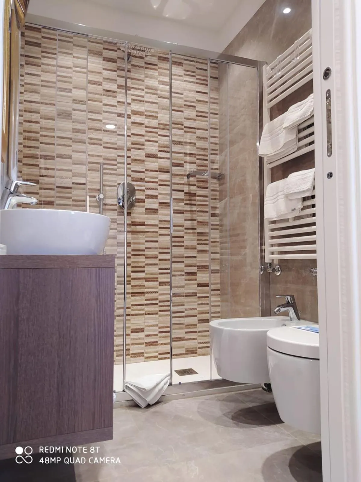 Bathroom in Hotel Marilena