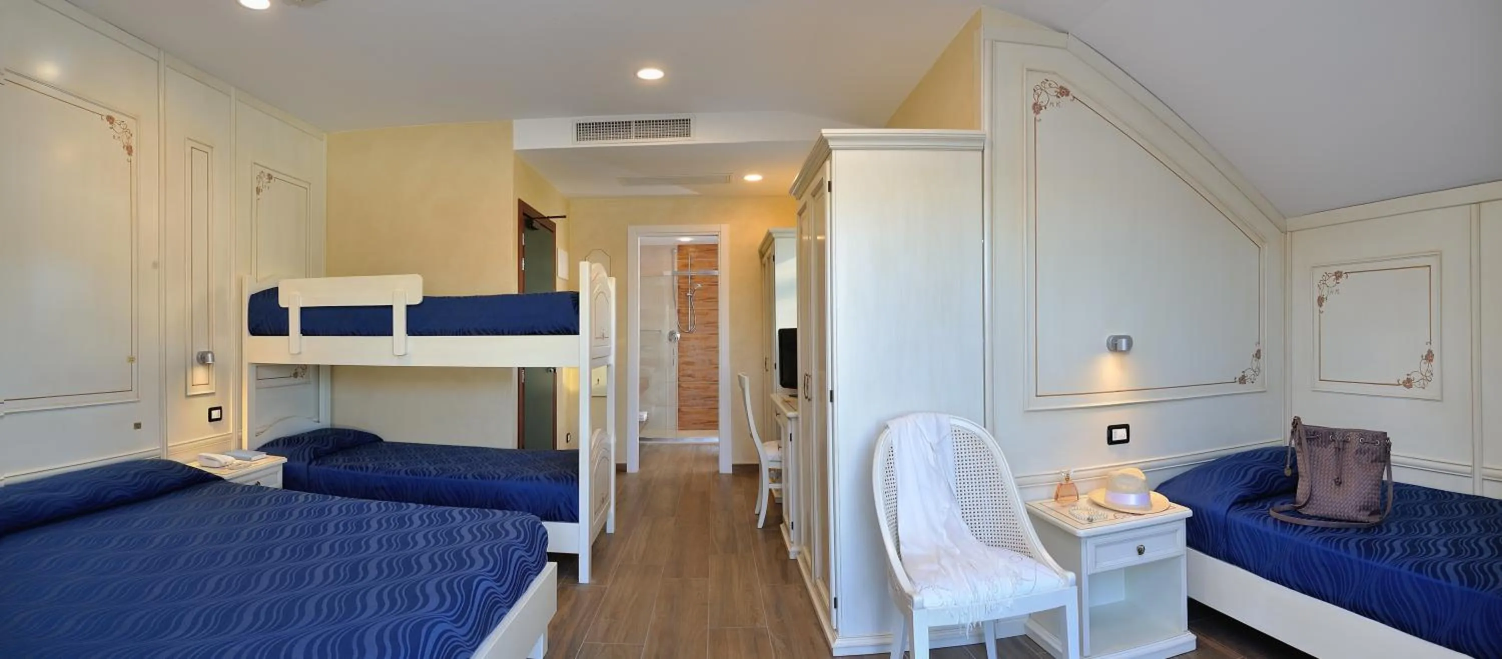 Photo of the whole room in Hotel Marilena