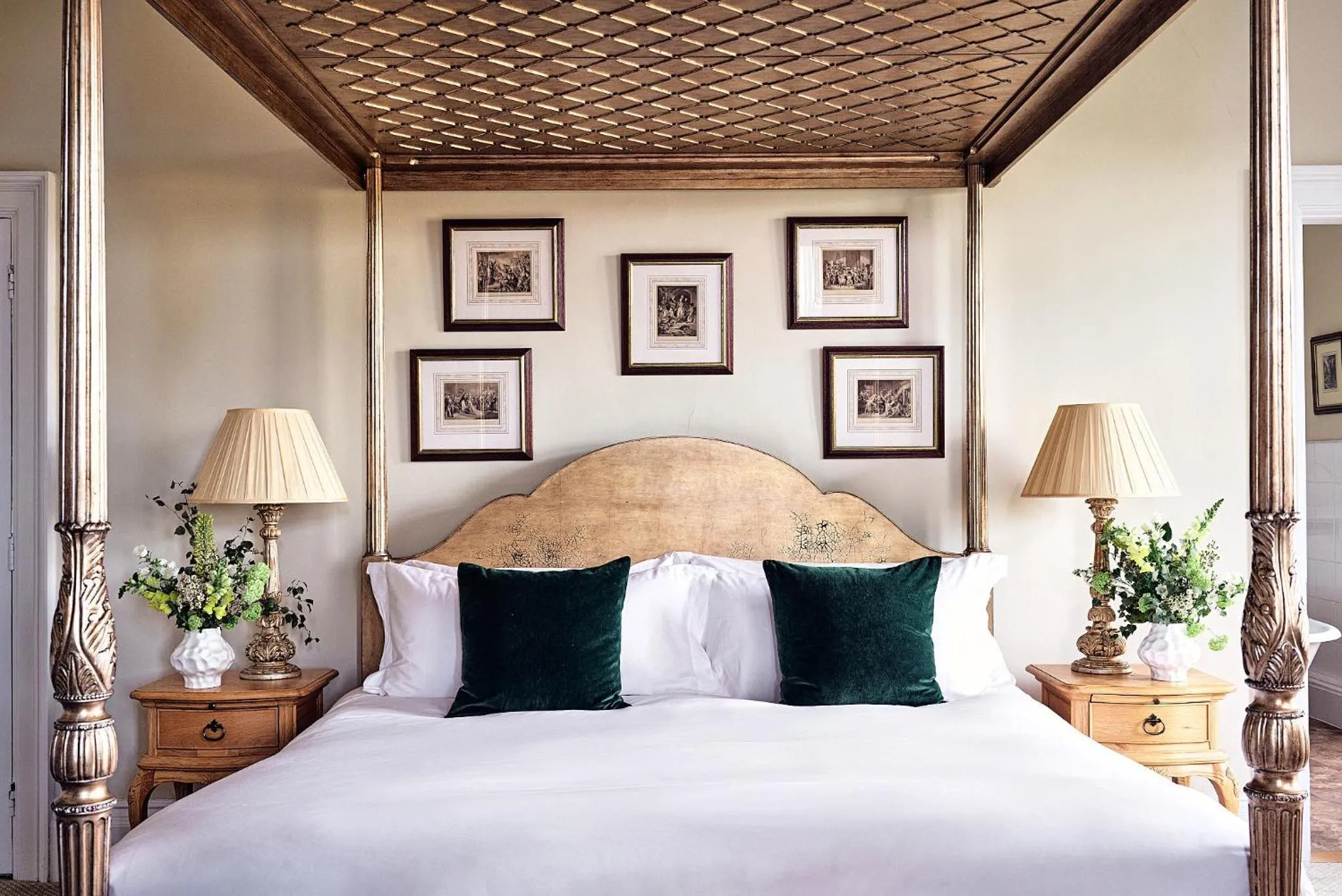 Bedroom, Bed in Fawsley Hall Hotel