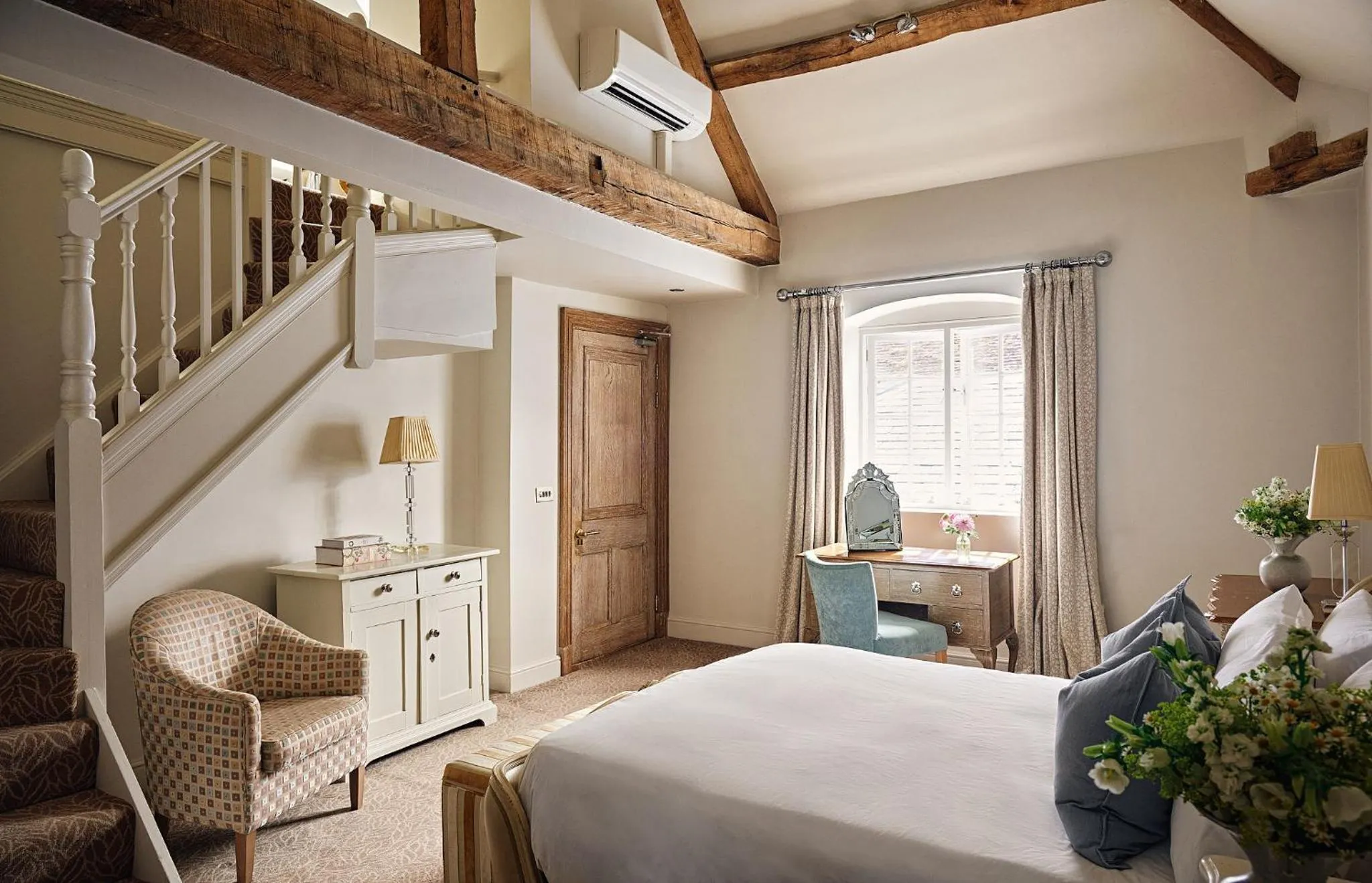 Bedroom, Bed in Fawsley Hall Hotel