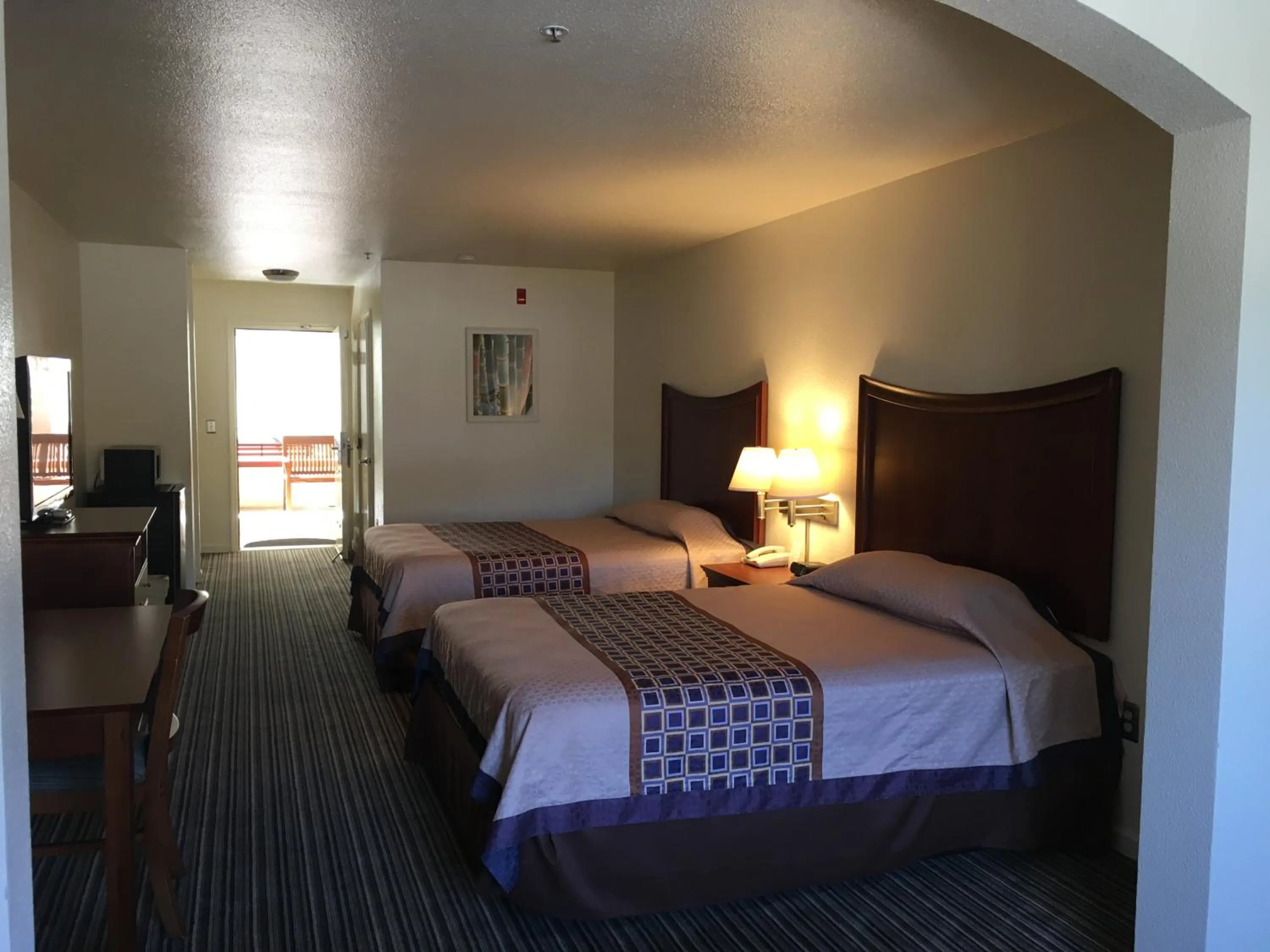 Photo of the whole room, Bed in Airport Inn