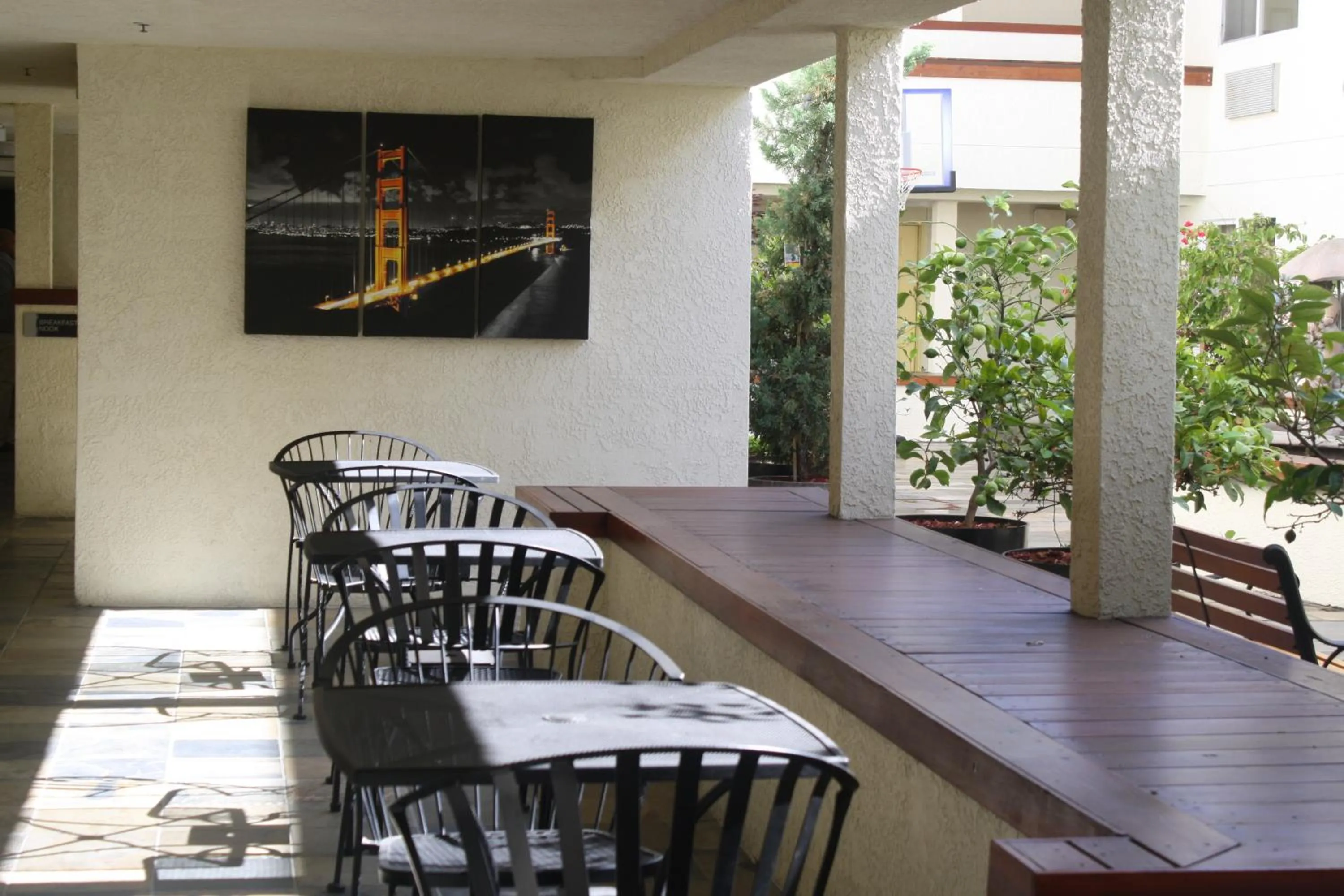 Seating area in Airport Inn