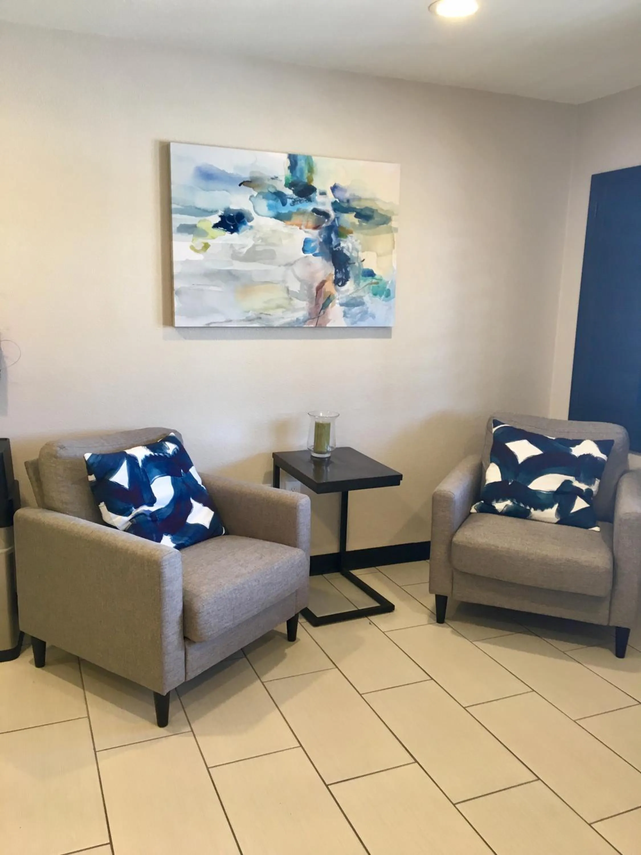 Lobby or reception in Baymont by Wyndham Phoenix I-10 near 51st Ave