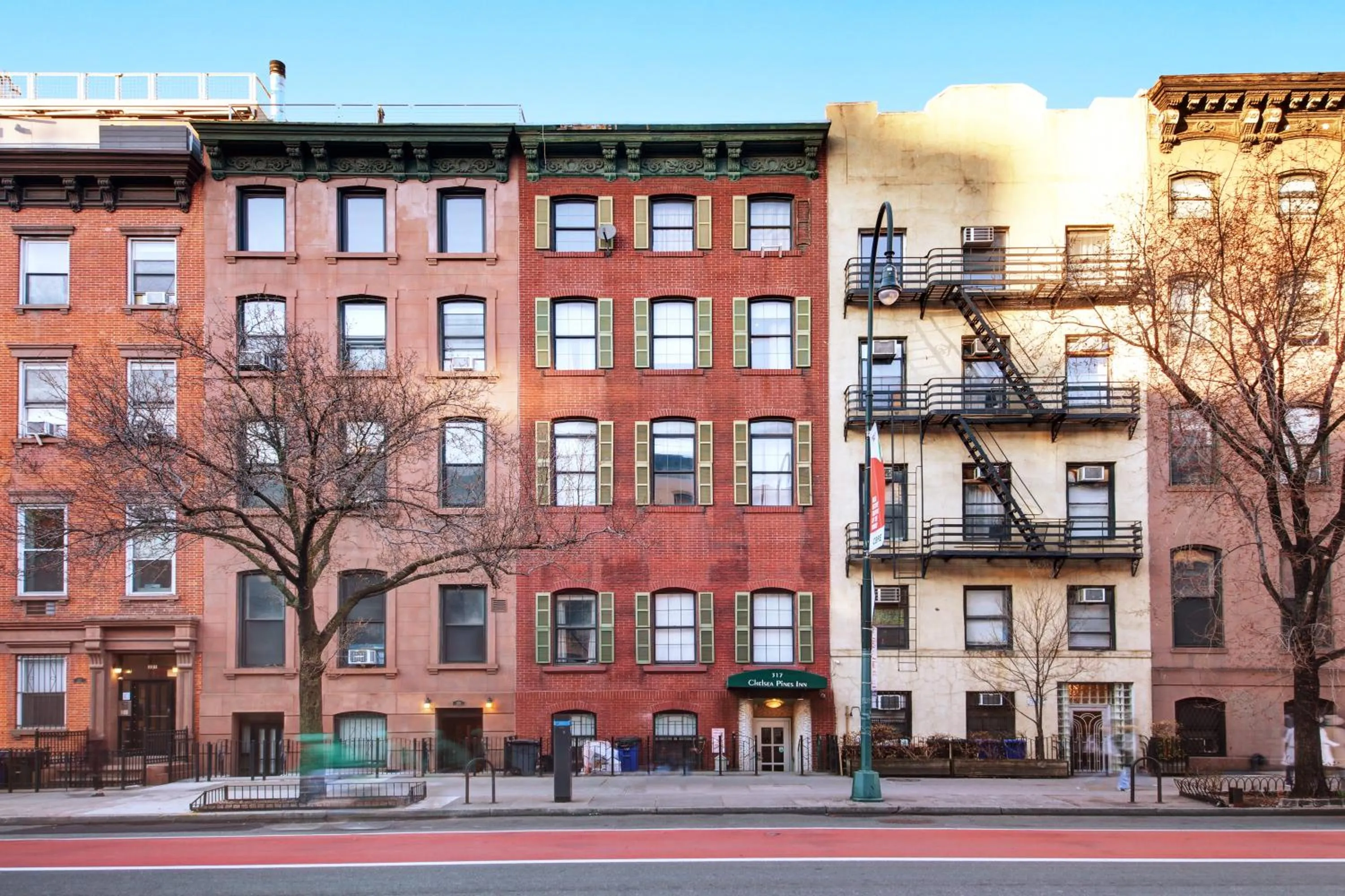 Property building in Chelsea Pines Inn