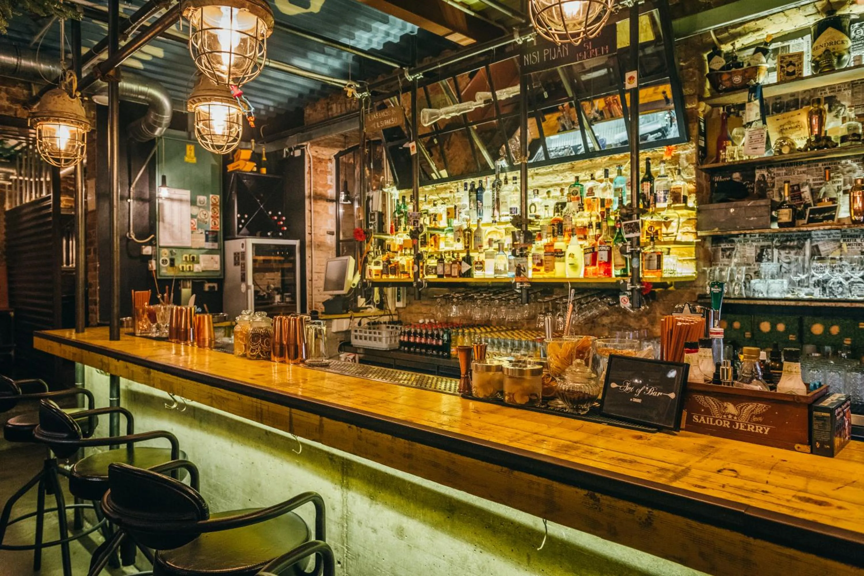 Nightclub / DJ in Stay Swanky Bed & Breakfast