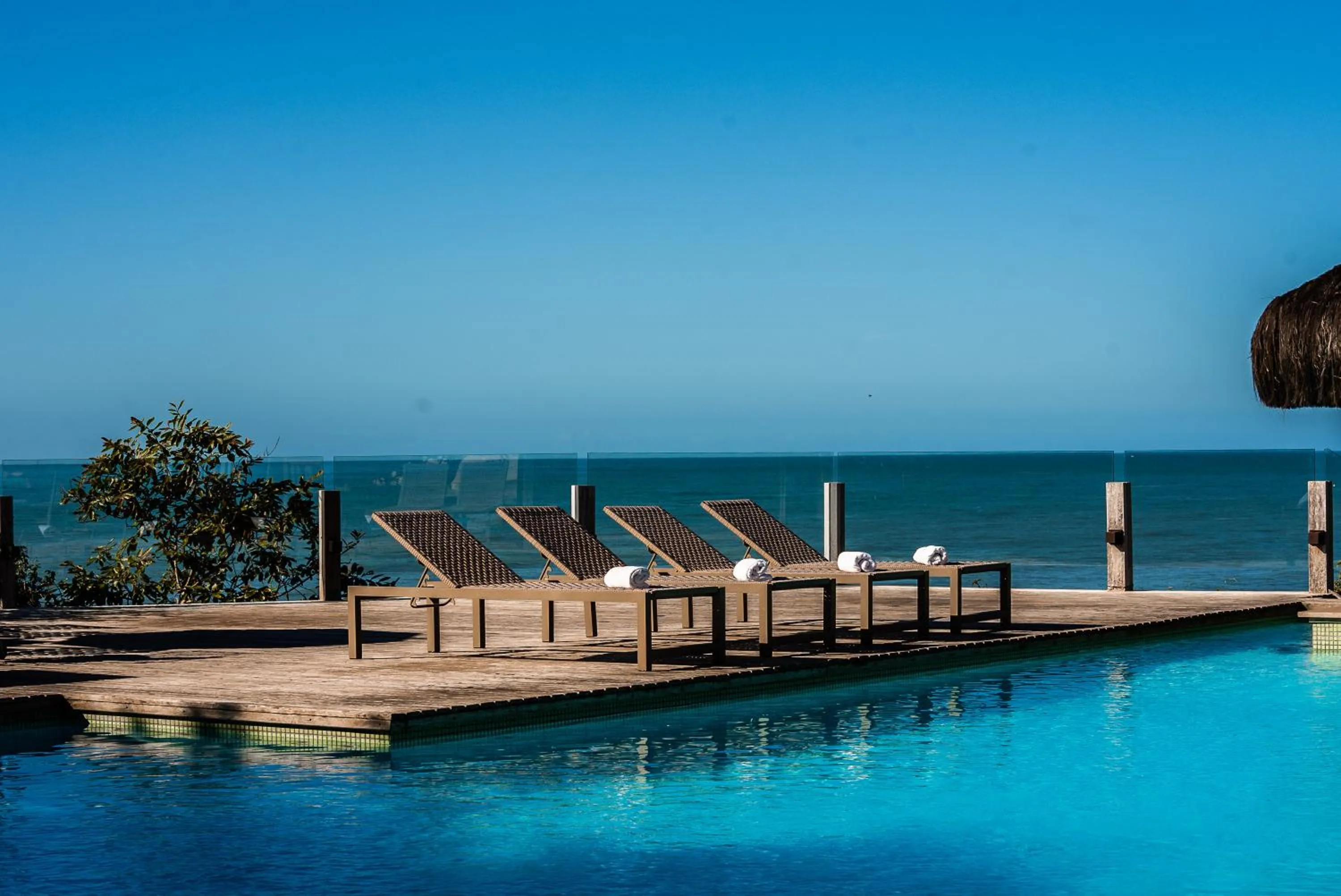 Day in Hotel Pontal de Ubu