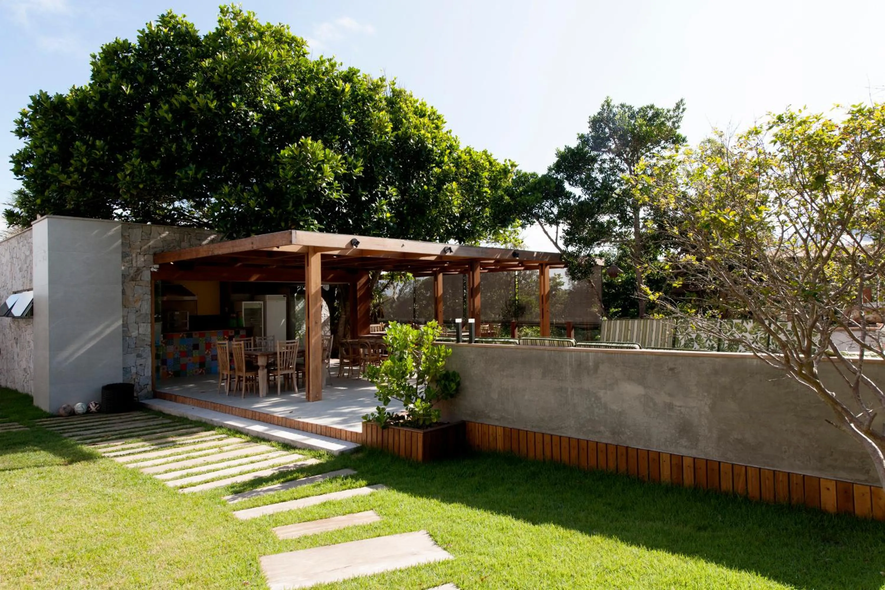 Restaurant/places to eat in Hotel Pontal de Ubu