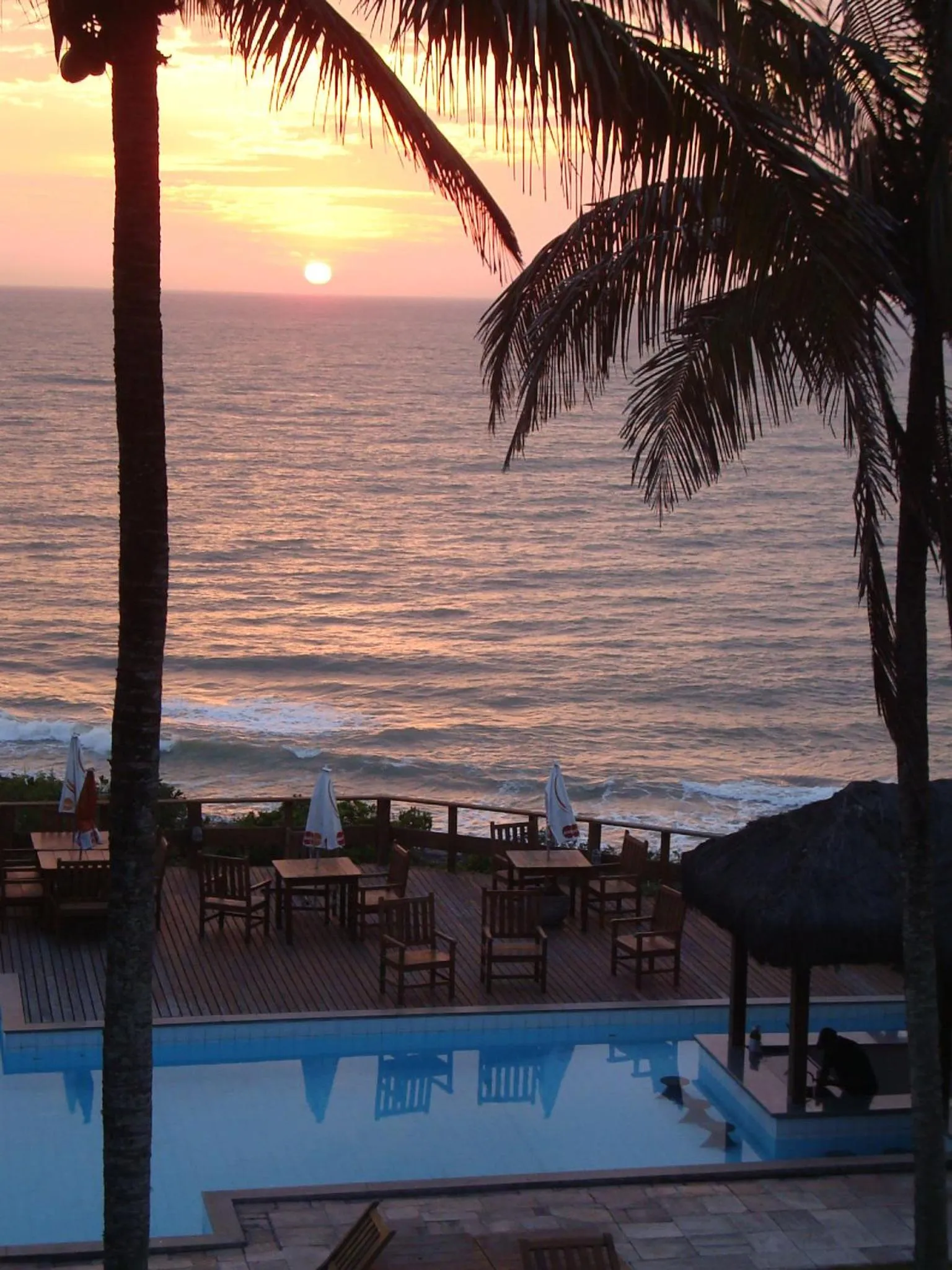 Pool view in Hotel Pontal de Ubu