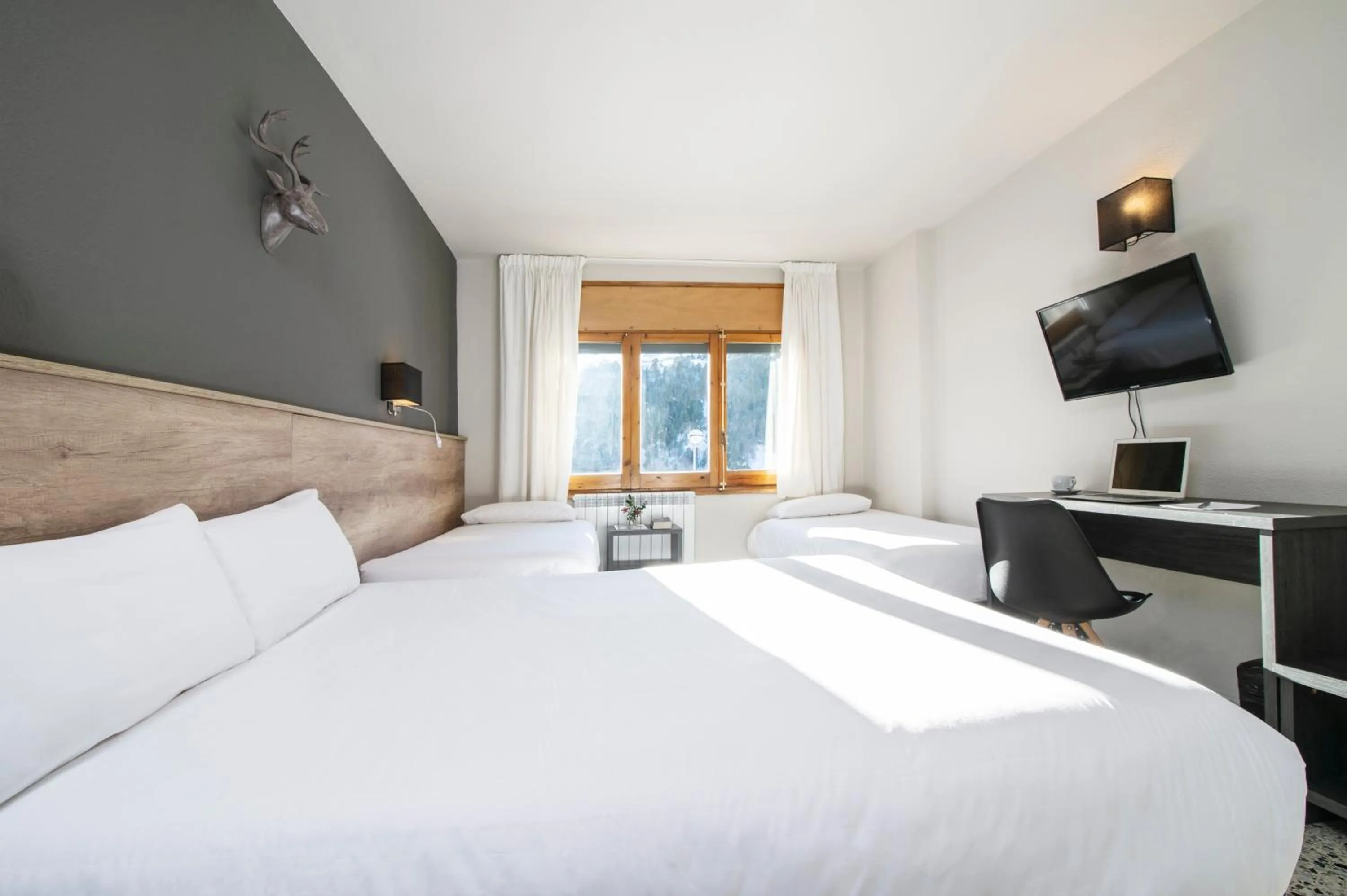 Photo of the whole room, Bed in Hotel Austria by Pierre & Vacances
