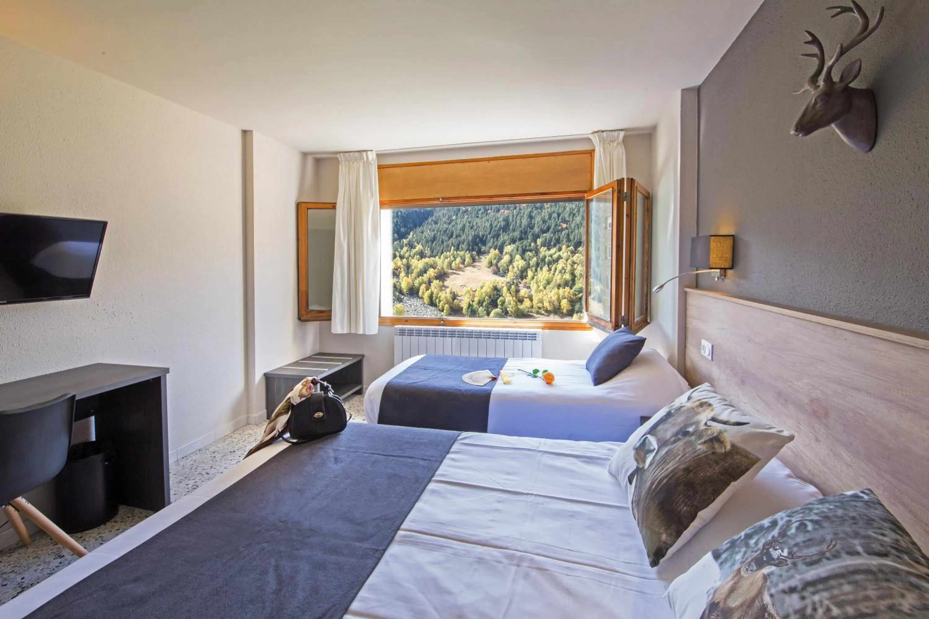 Bedroom, Bed in Hotel Austria by Pierre & Vacances
