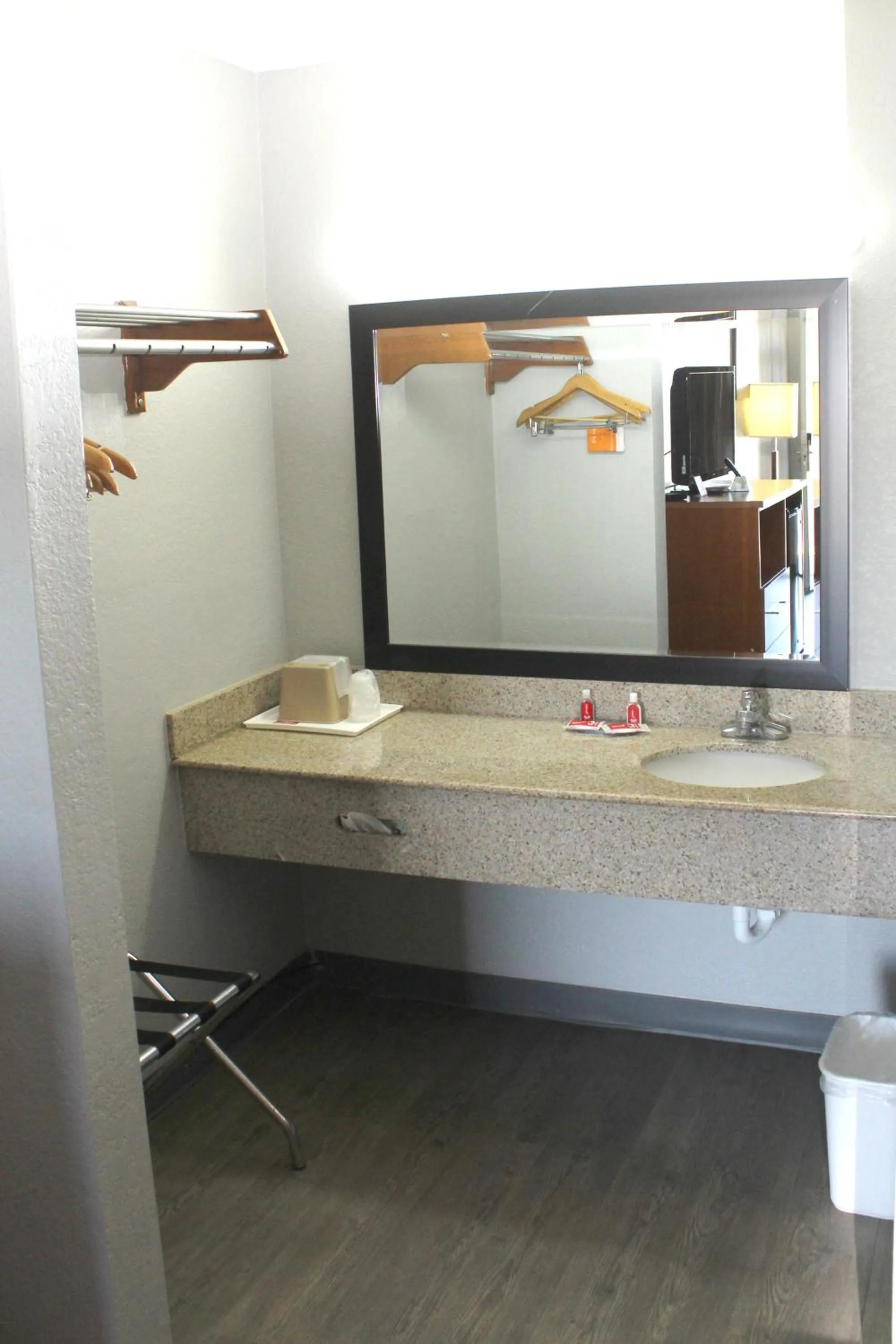 Econo Lodge Franklin South