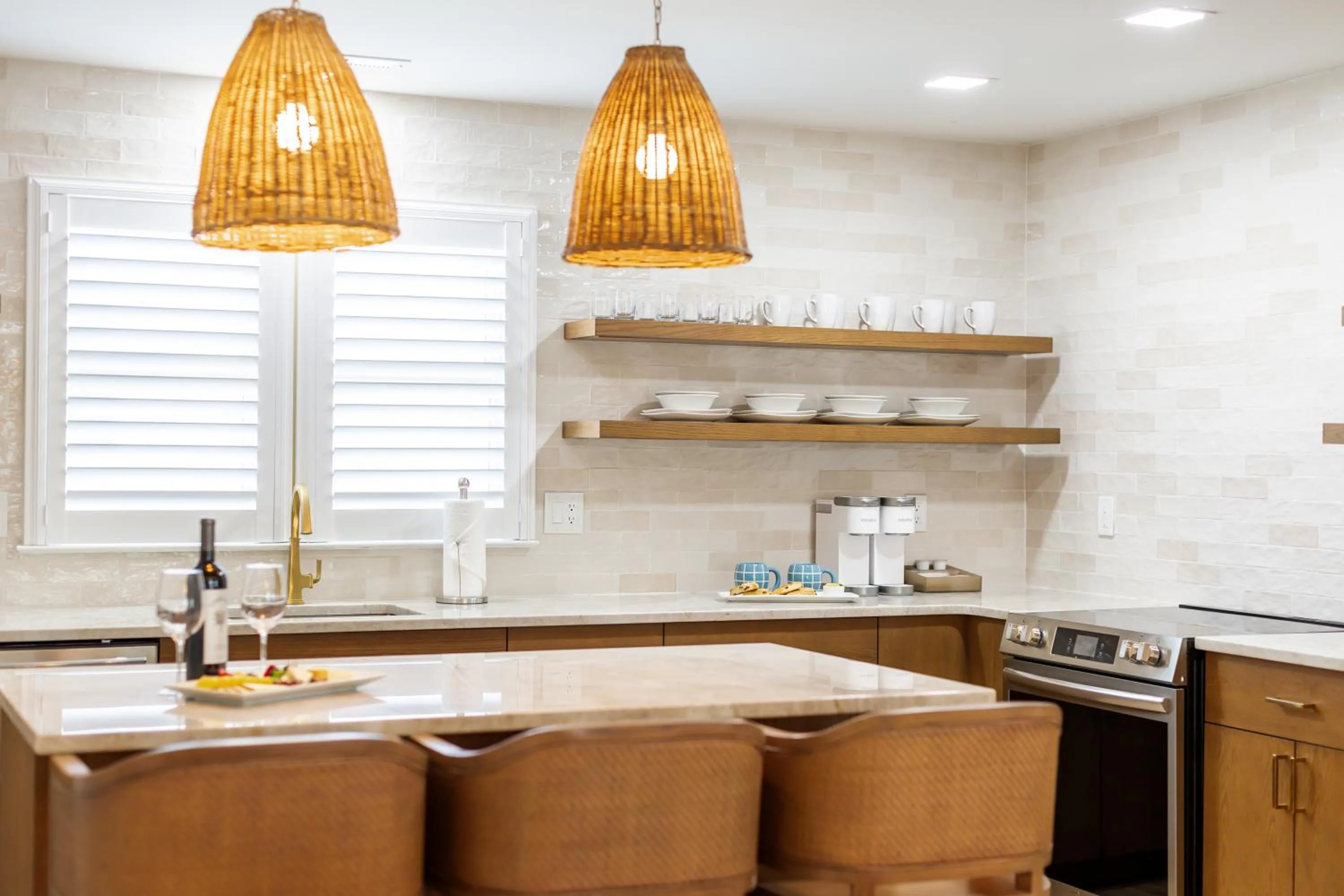 kitchen in The Beach Club on Madison Avenue