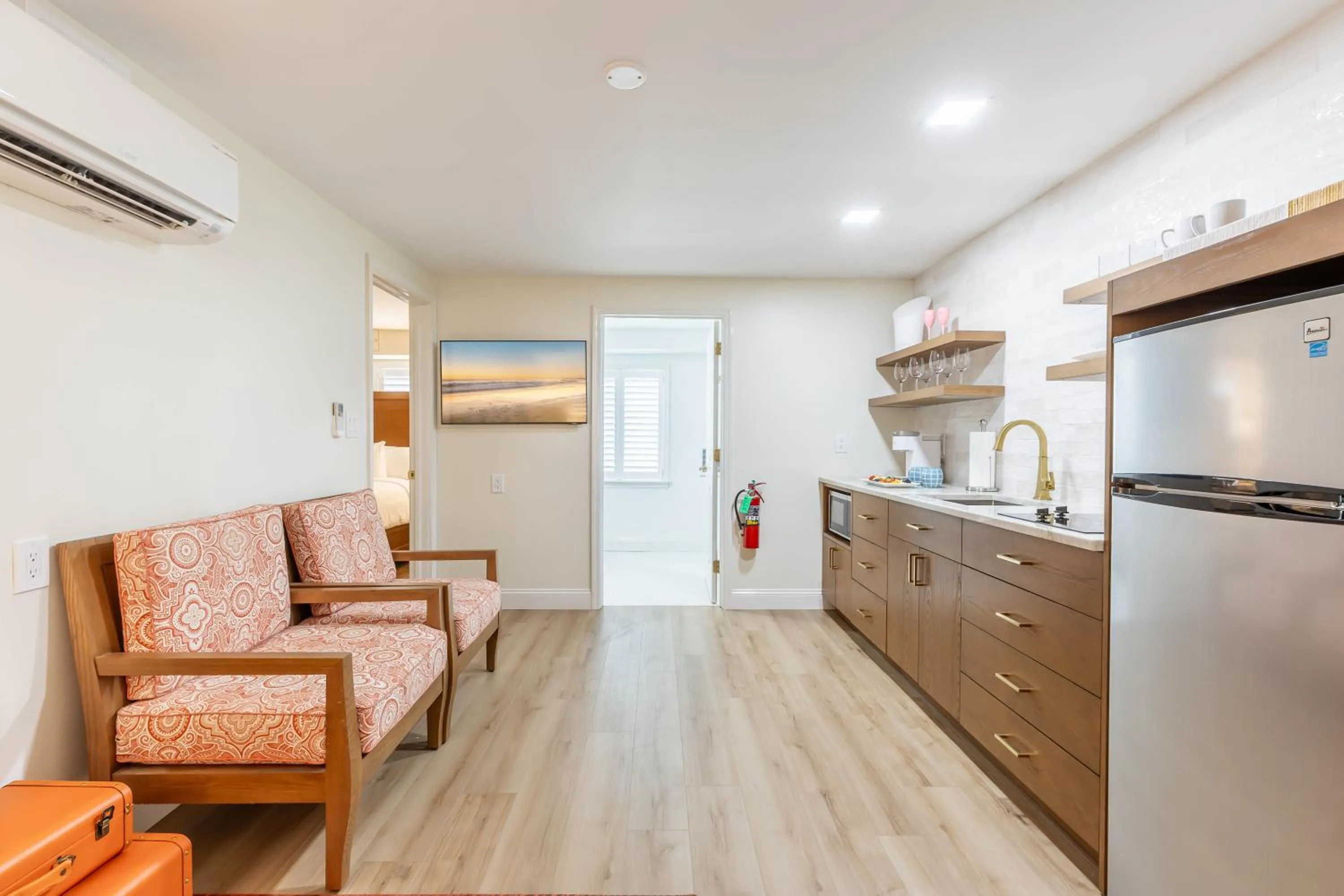 kitchen in The Beach Club on Madison Avenue