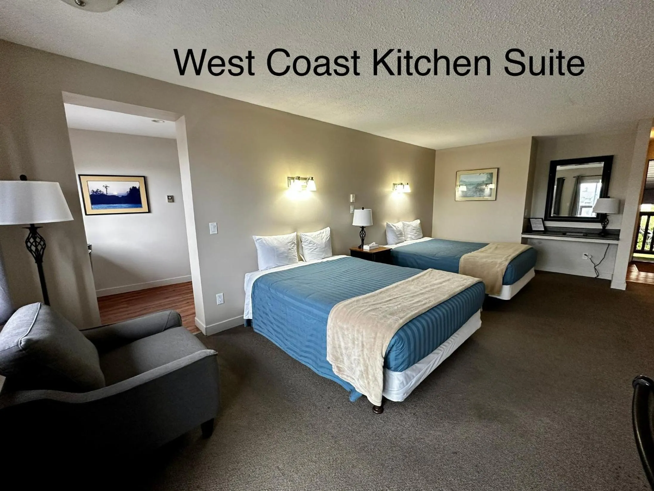 Bed in West Coast Motel on the Harbour