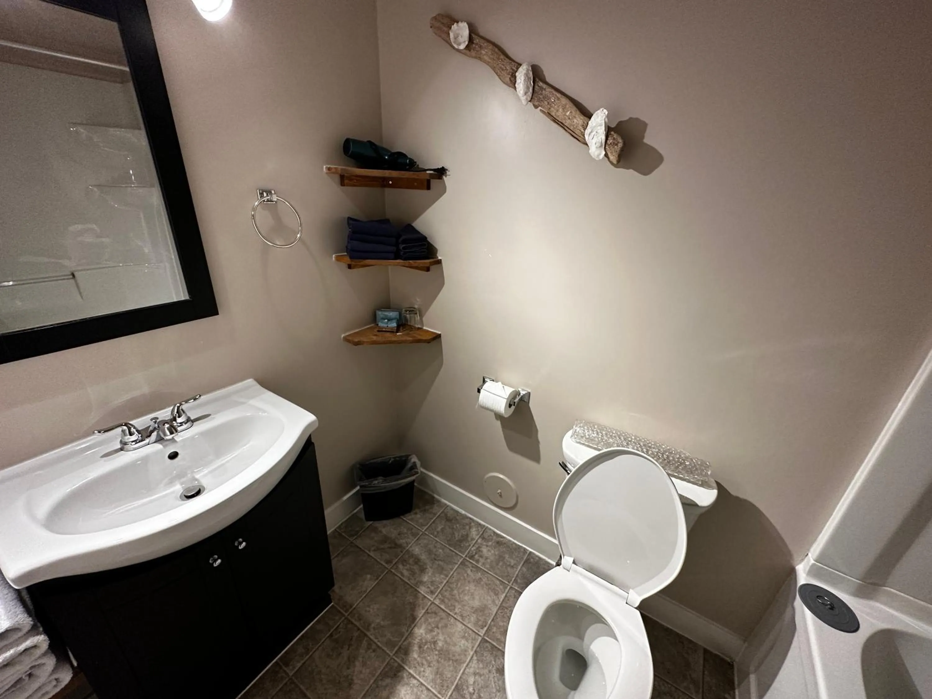 West Coast Motel on the Harbour