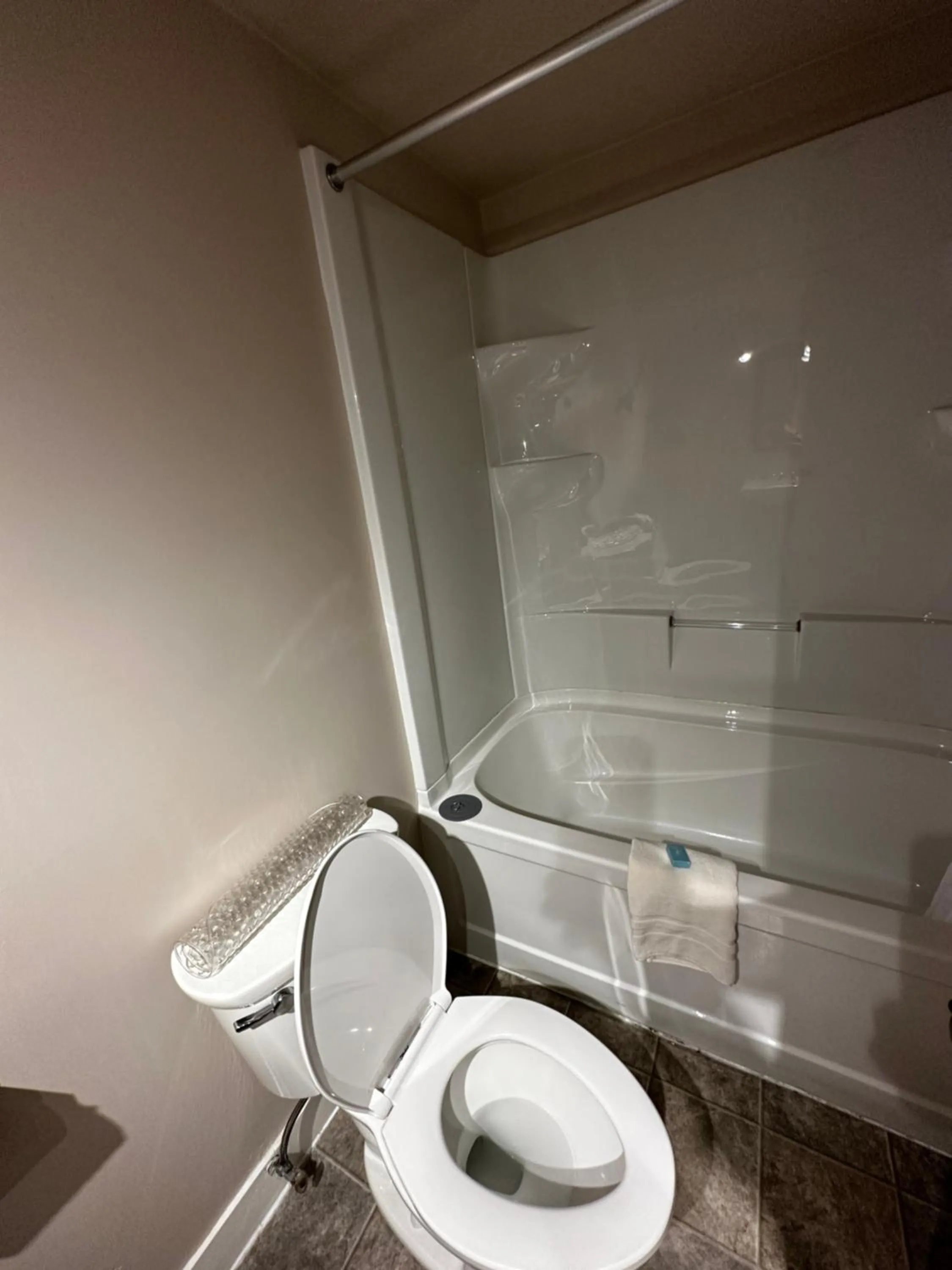 West Coast Motel on the Harbour