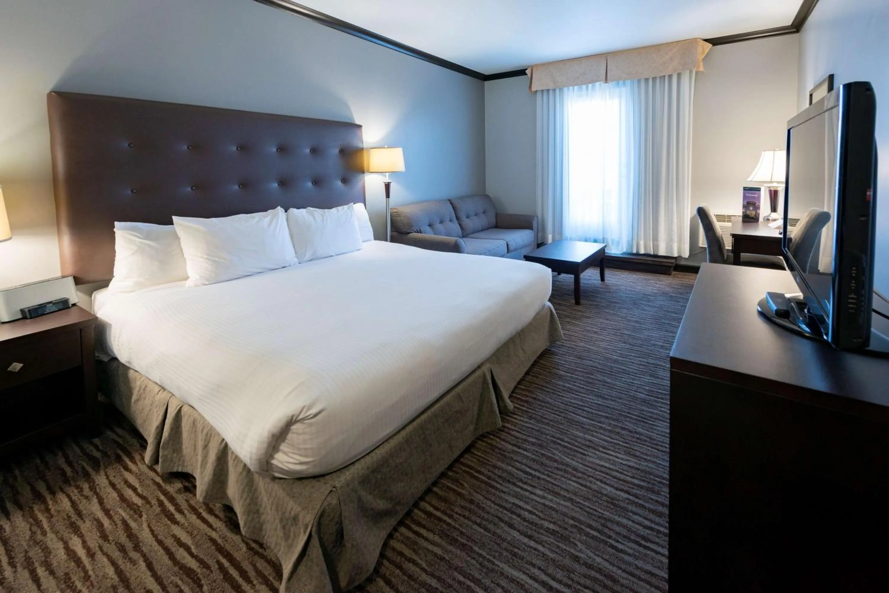 Bedroom, Bed in Prestige Treasure Cove Resort