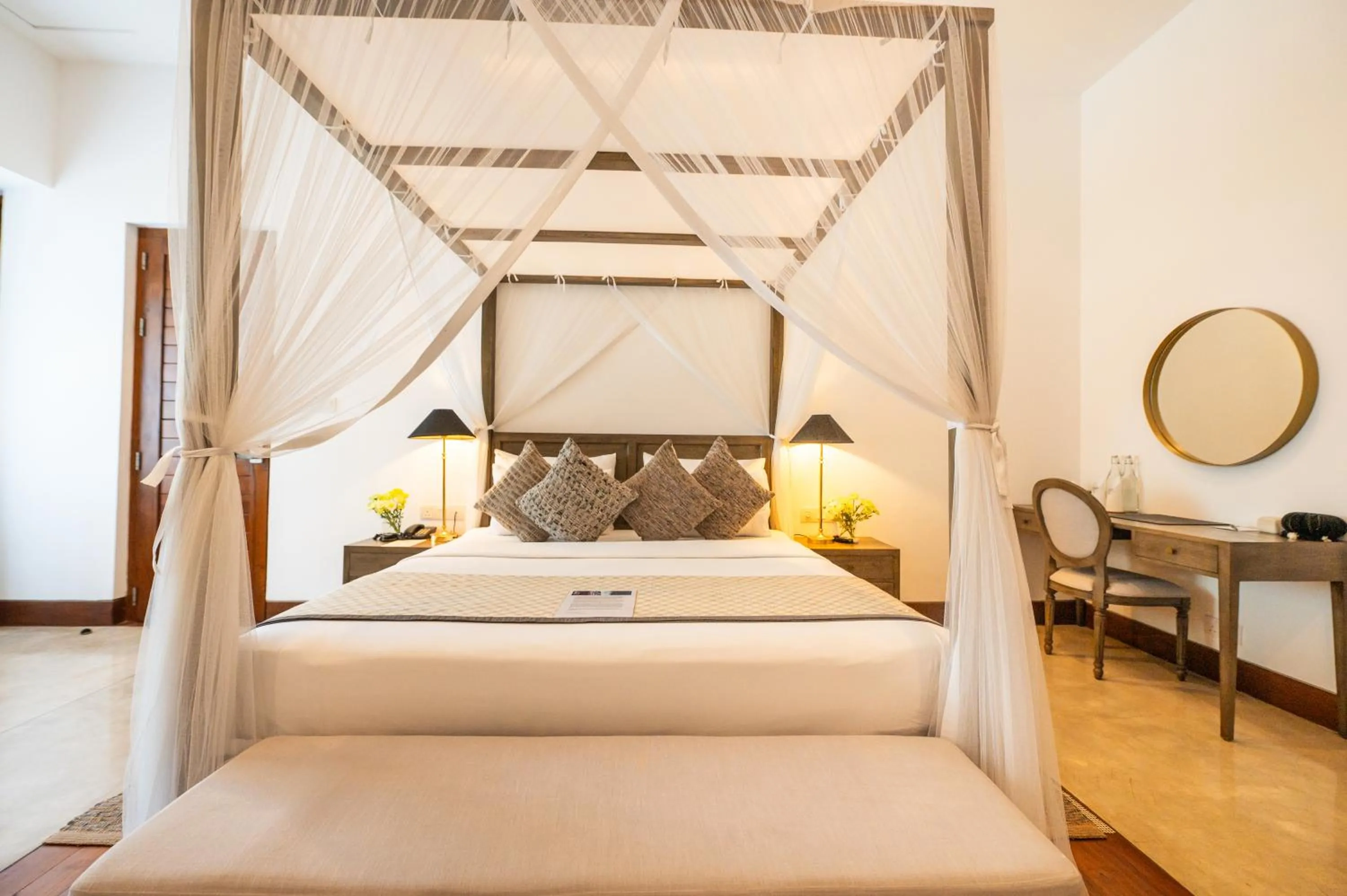 Premier Garden View Room in The Villa by Contemporary Ceylon