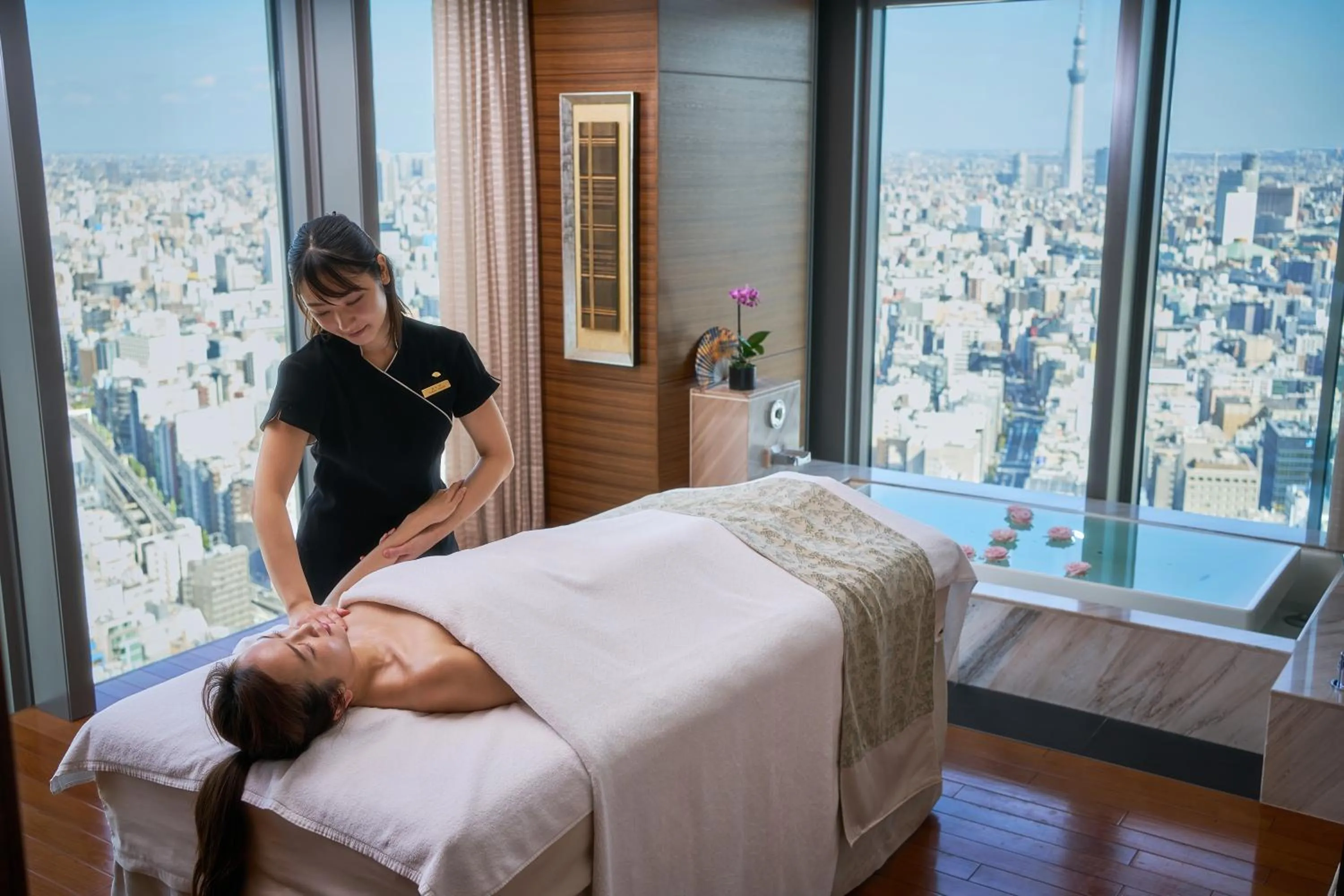 Massage in Mandarin Oriental, Tokyo