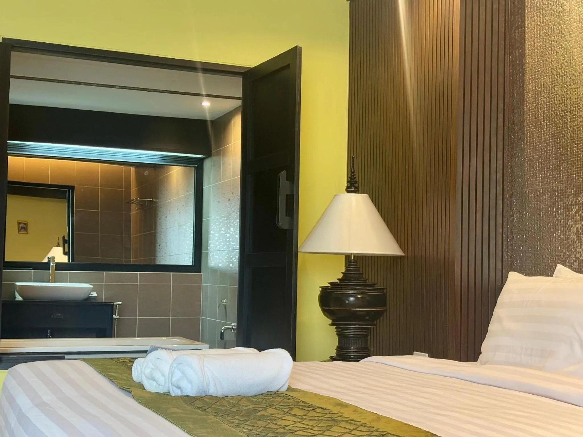 Bed in Napalai Hotel