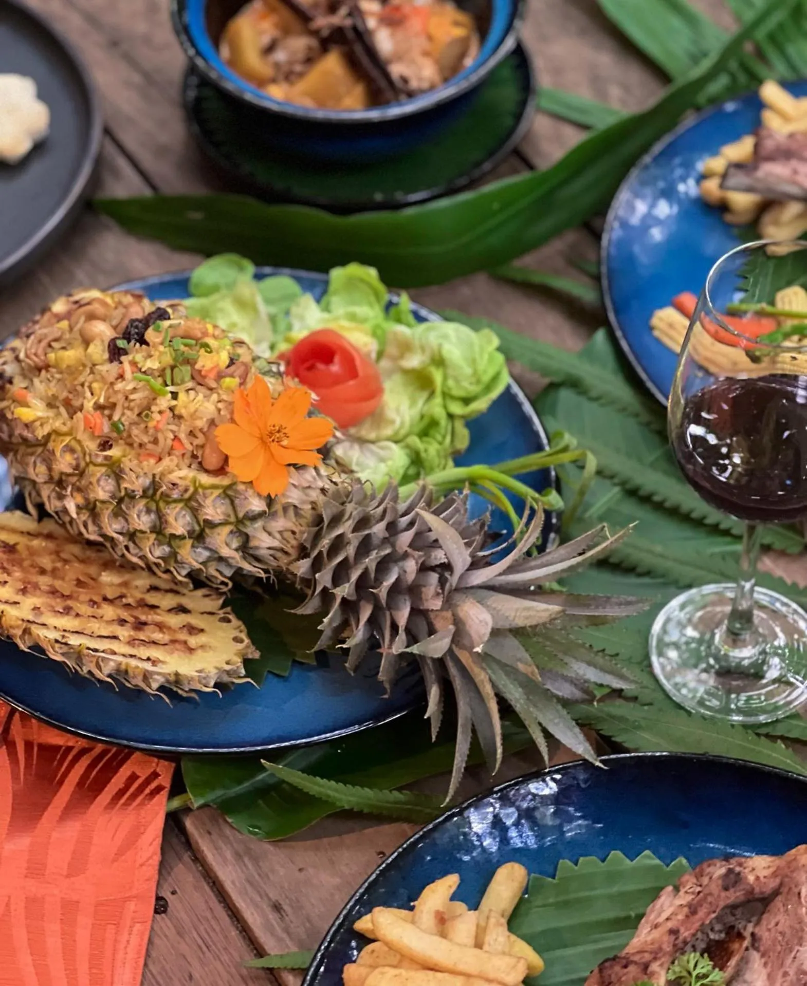 Food and drinks in Korsiri Pool Villas