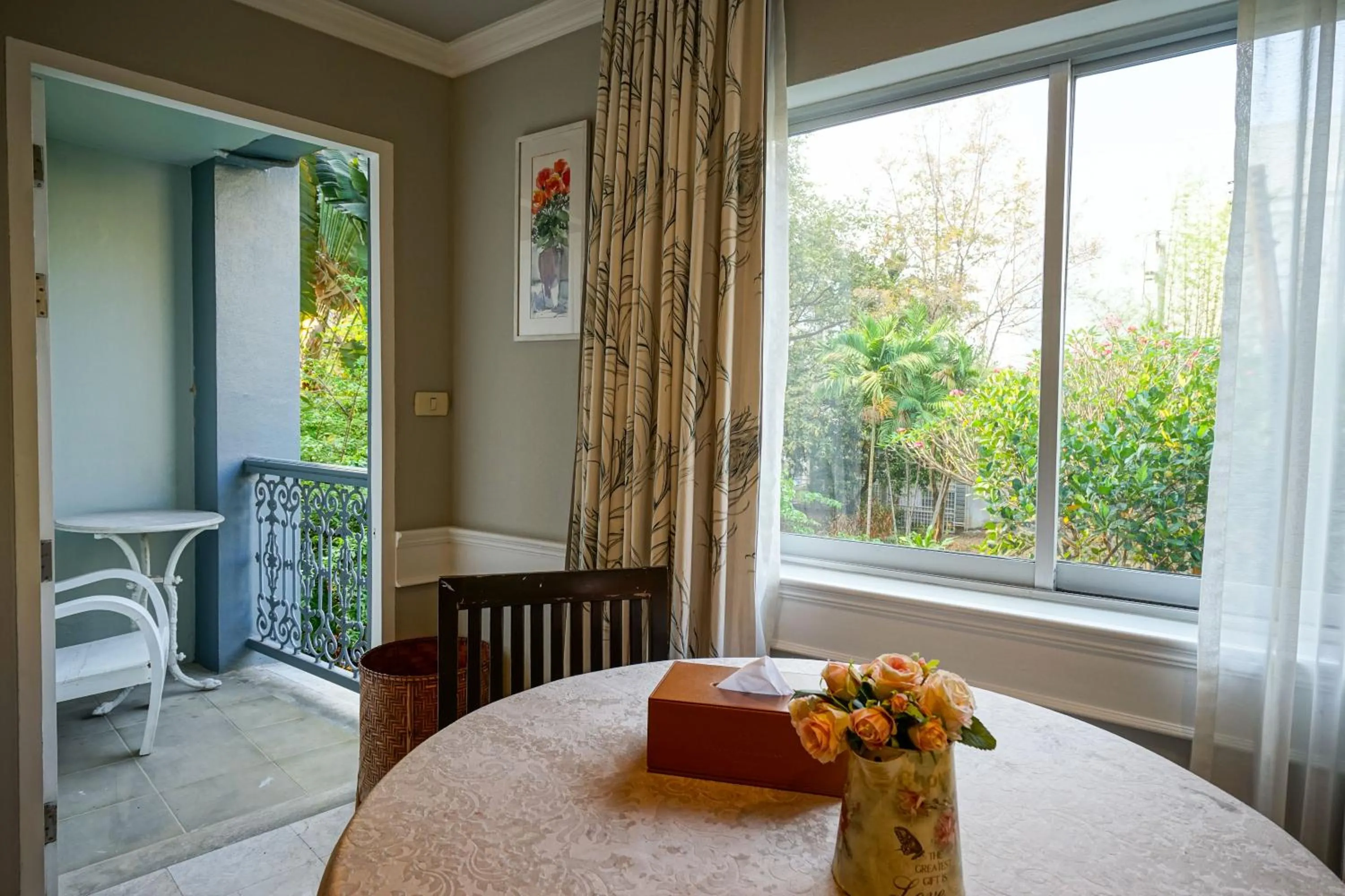 View (from property/room) in At Pingnakorn Nimman Hotel