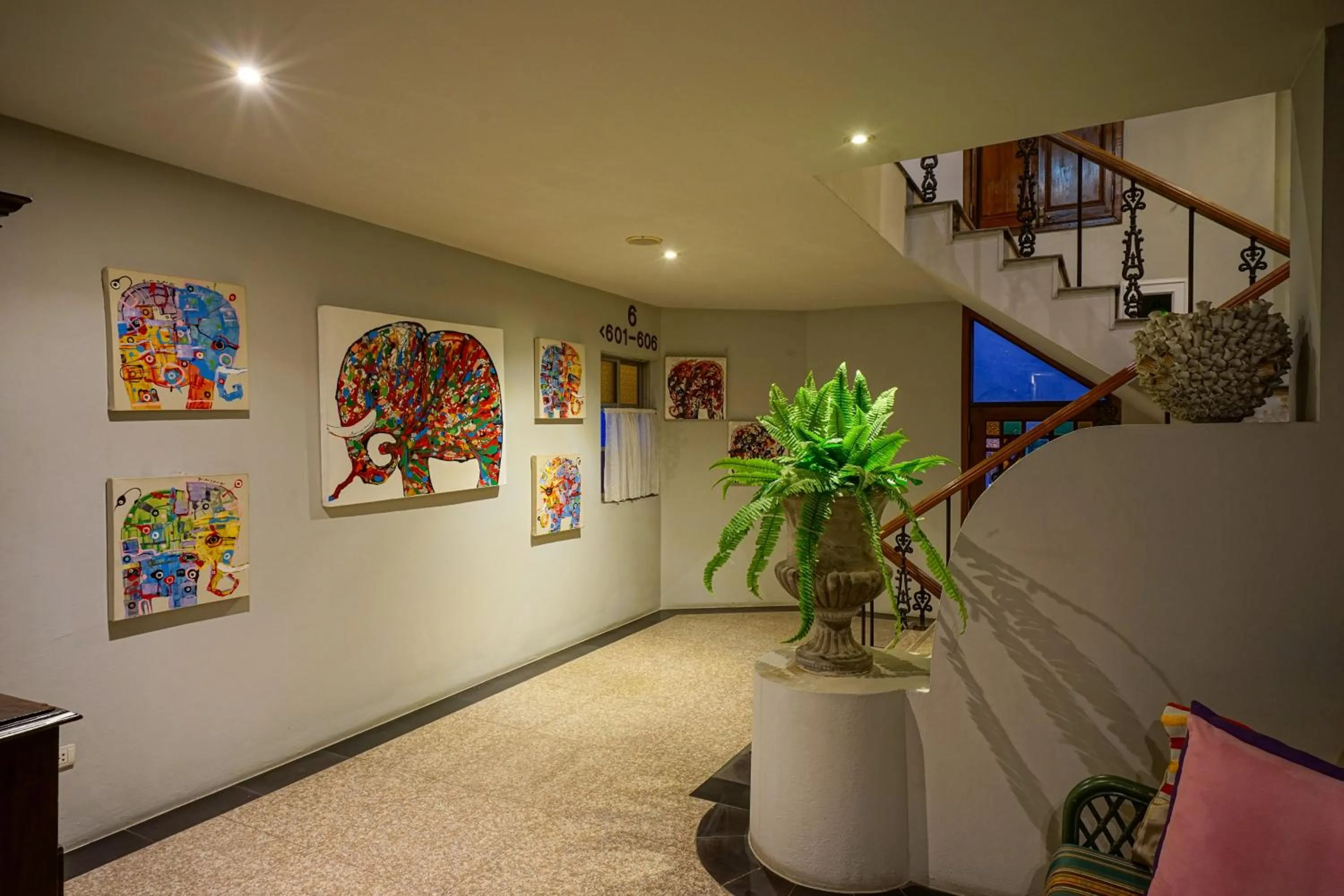 At Pingnakorn Nimman Hotel