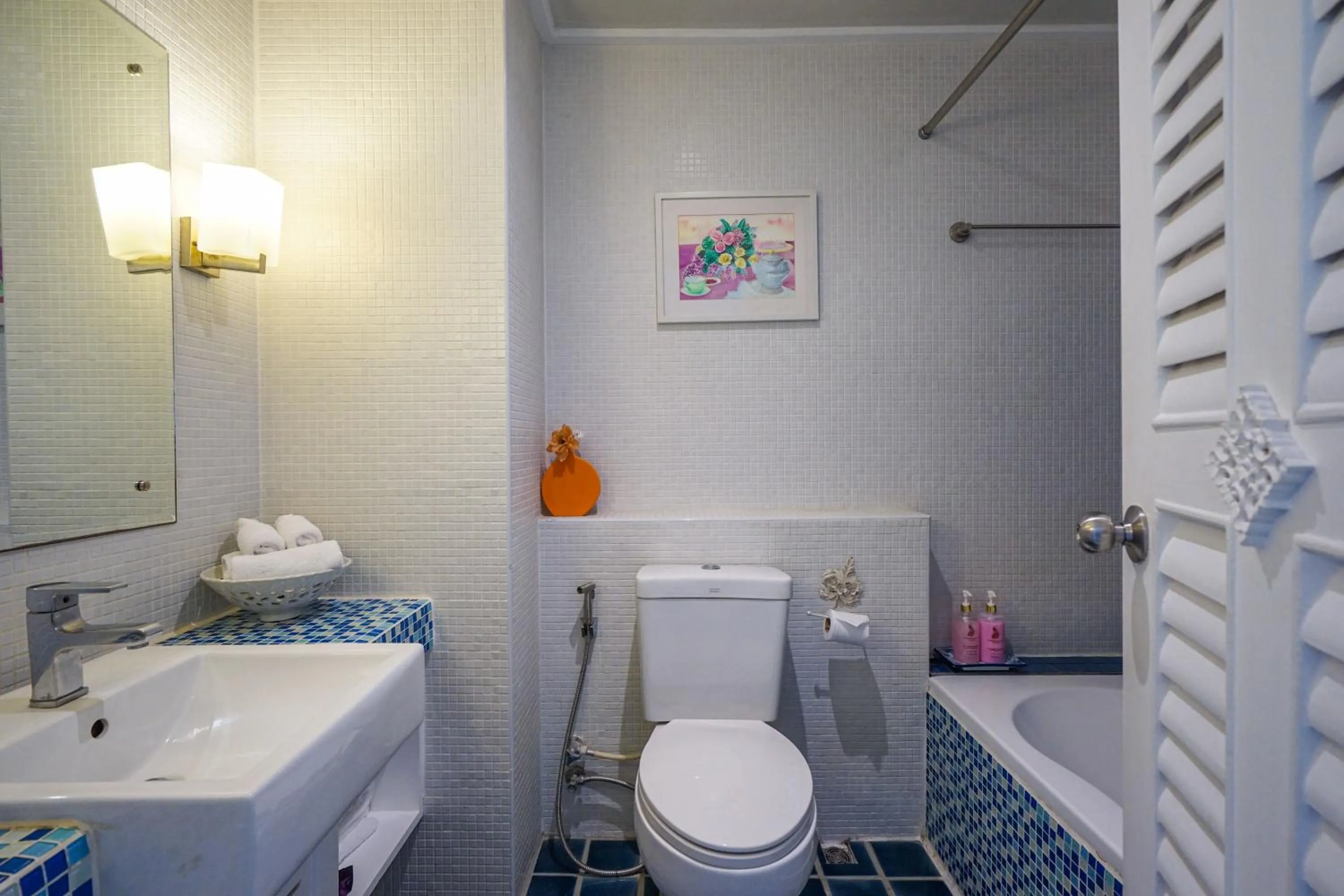 Bathroom in At Pingnakorn Nimman Hotel