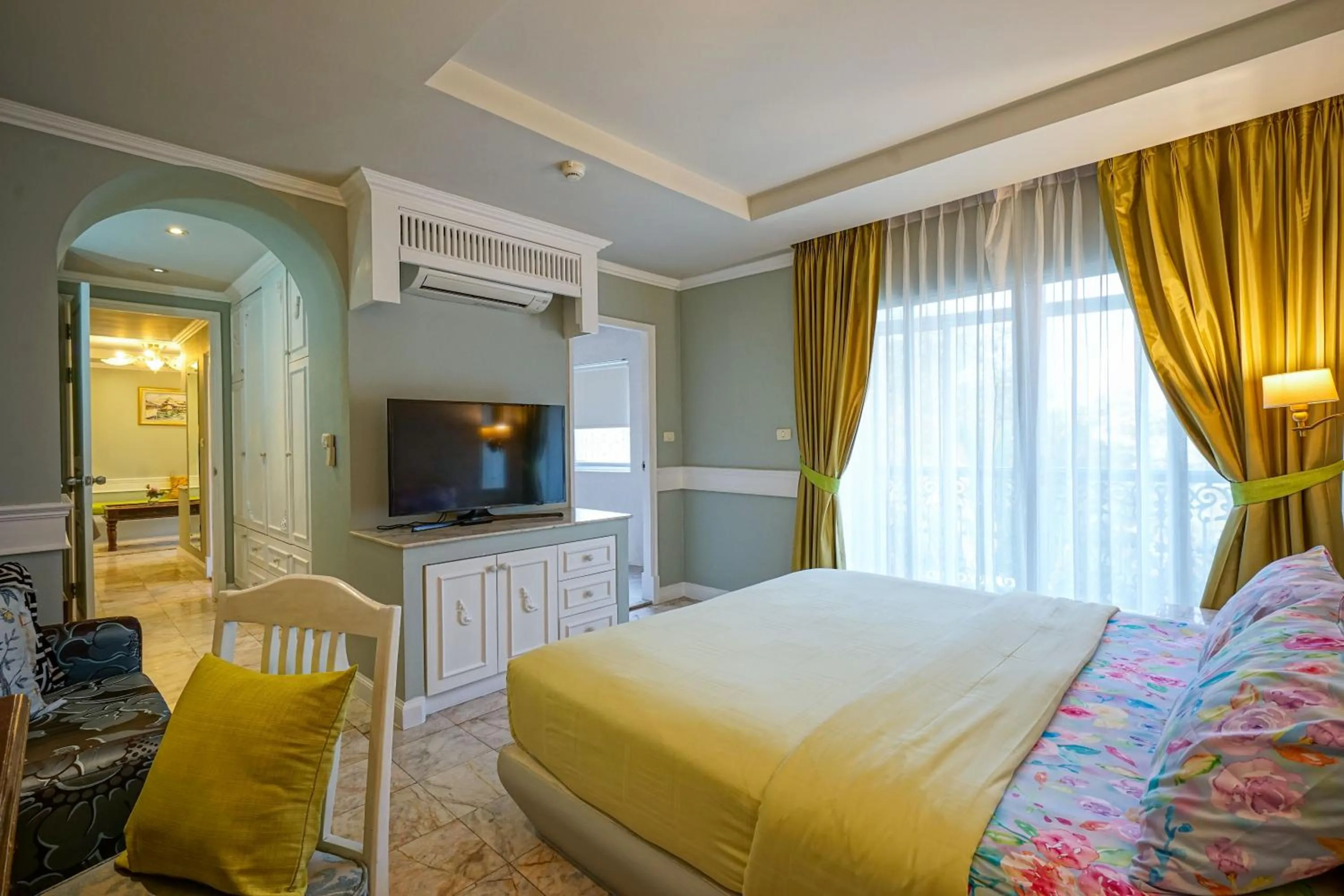 Bed in At Pingnakorn Nimman Hotel