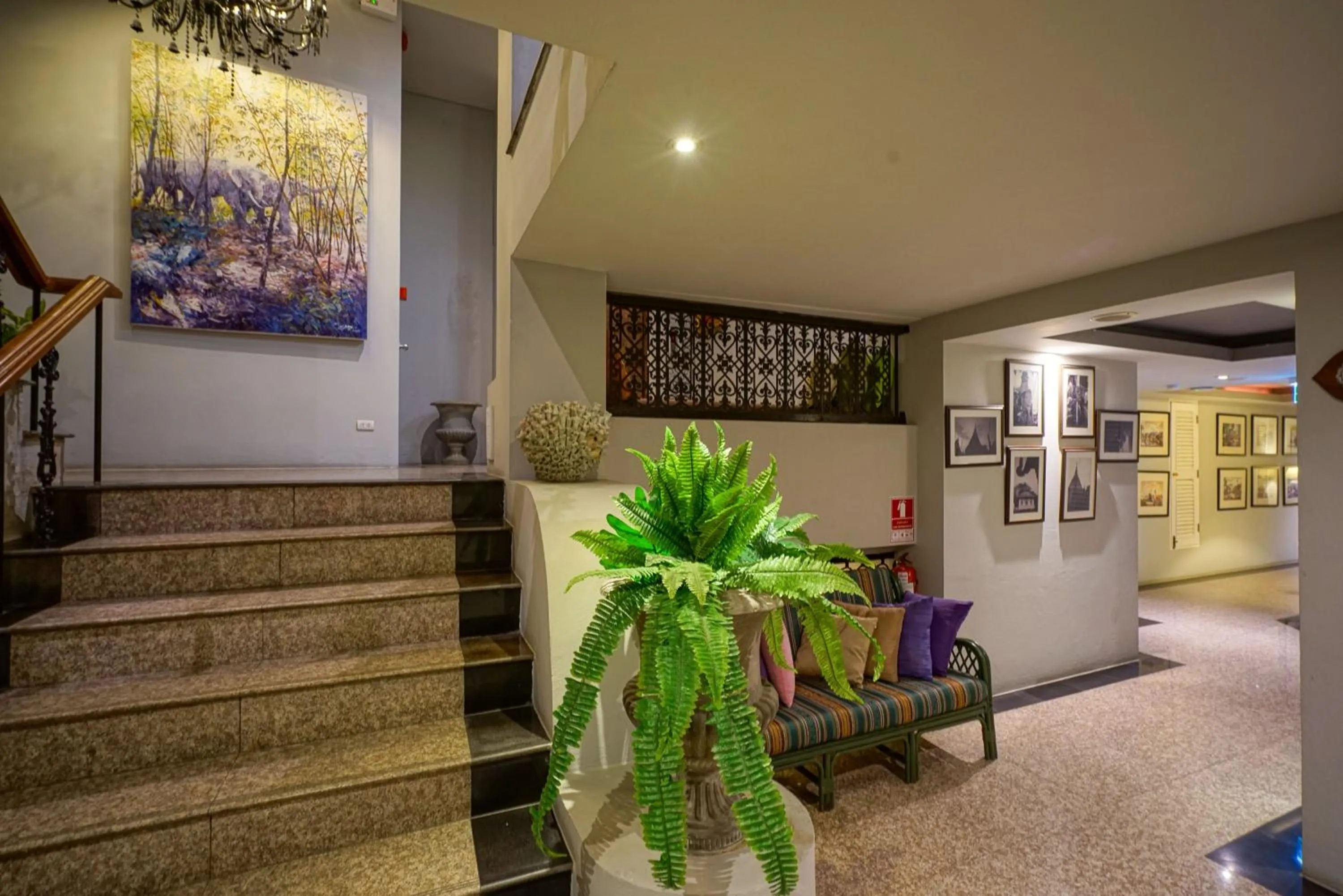 Inner courtyard view in At Pingnakorn Nimman Hotel