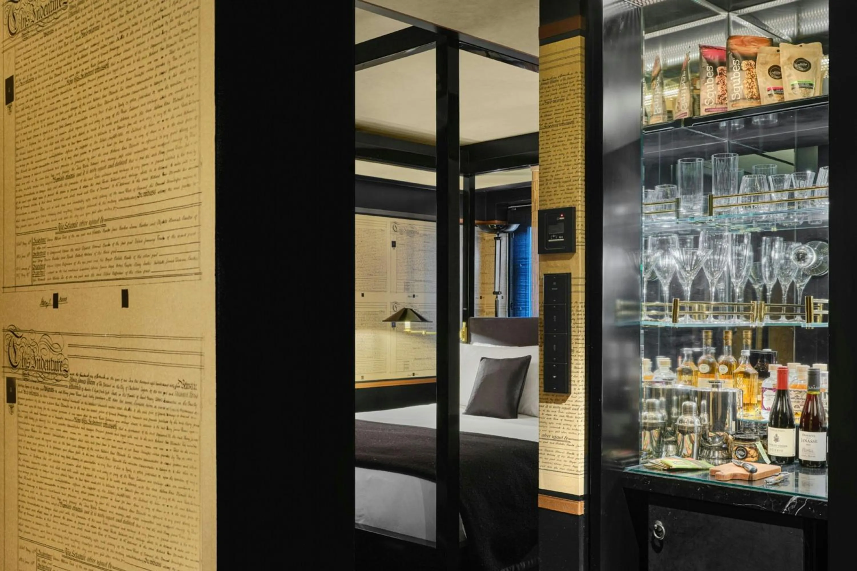 Photo of the whole room in Duxton Reserve Singapore, Autograph Collection