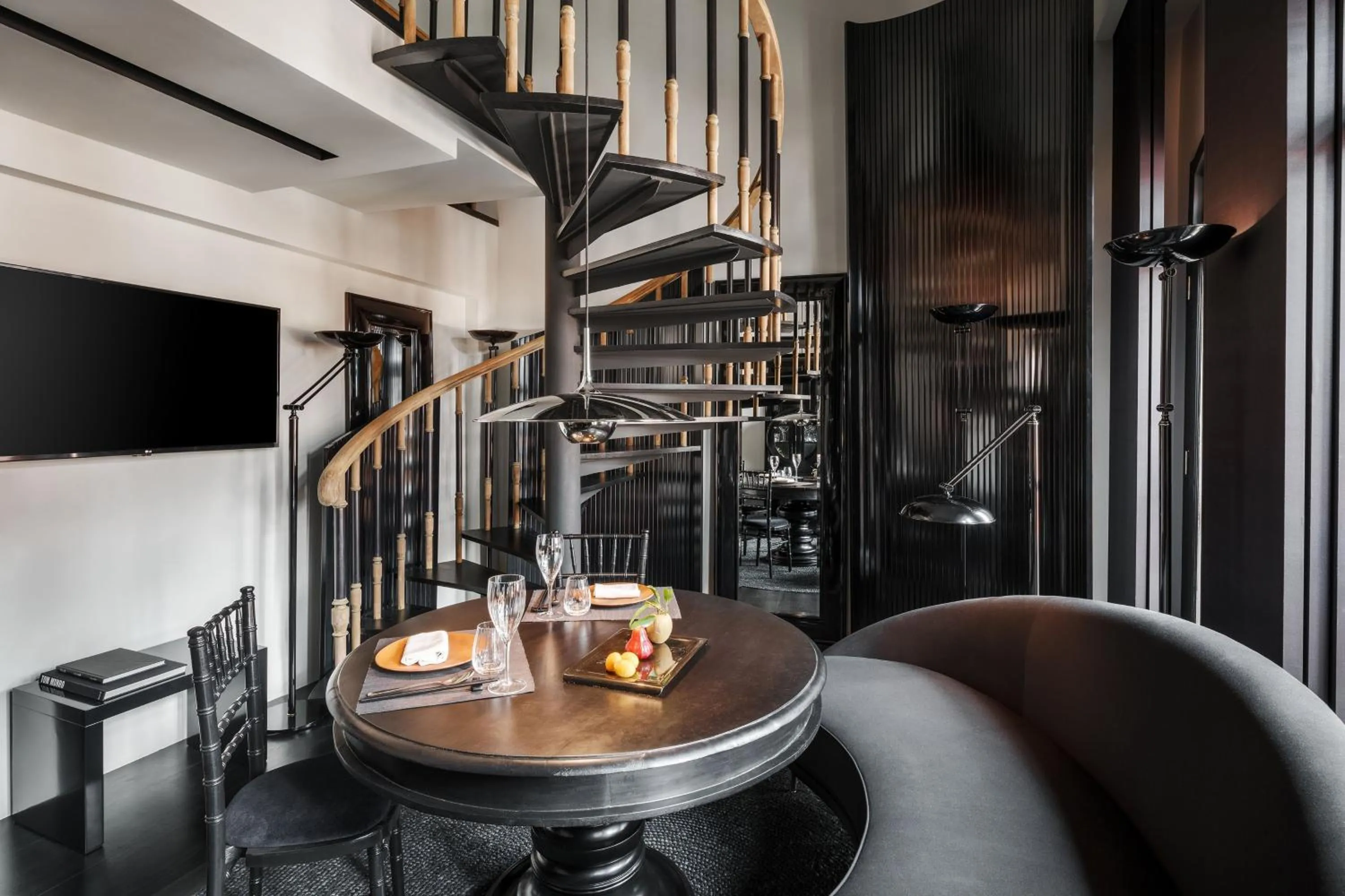 Photo of the whole room in Duxton Reserve Singapore, Autograph Collection