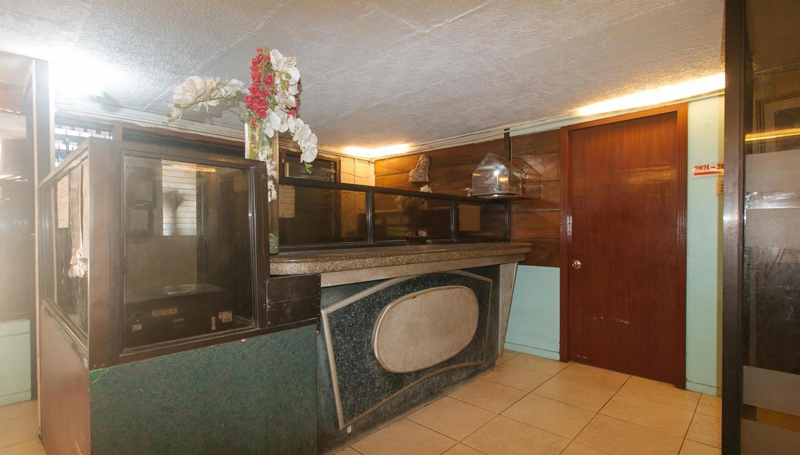 Lobby or reception in RedDoorz at Maanyag Pension House Mandaue