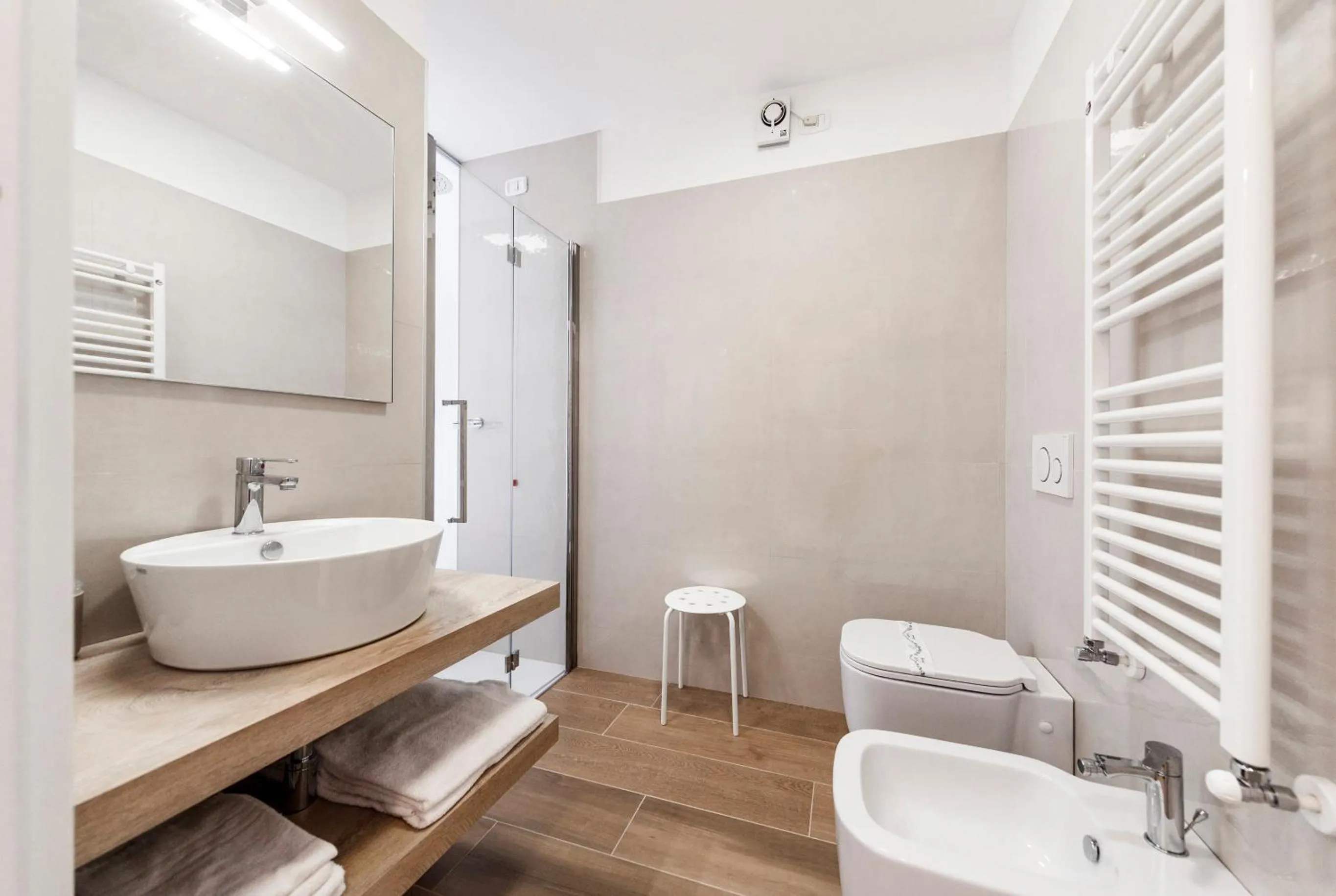 Shower in Hotel Sole Holiday