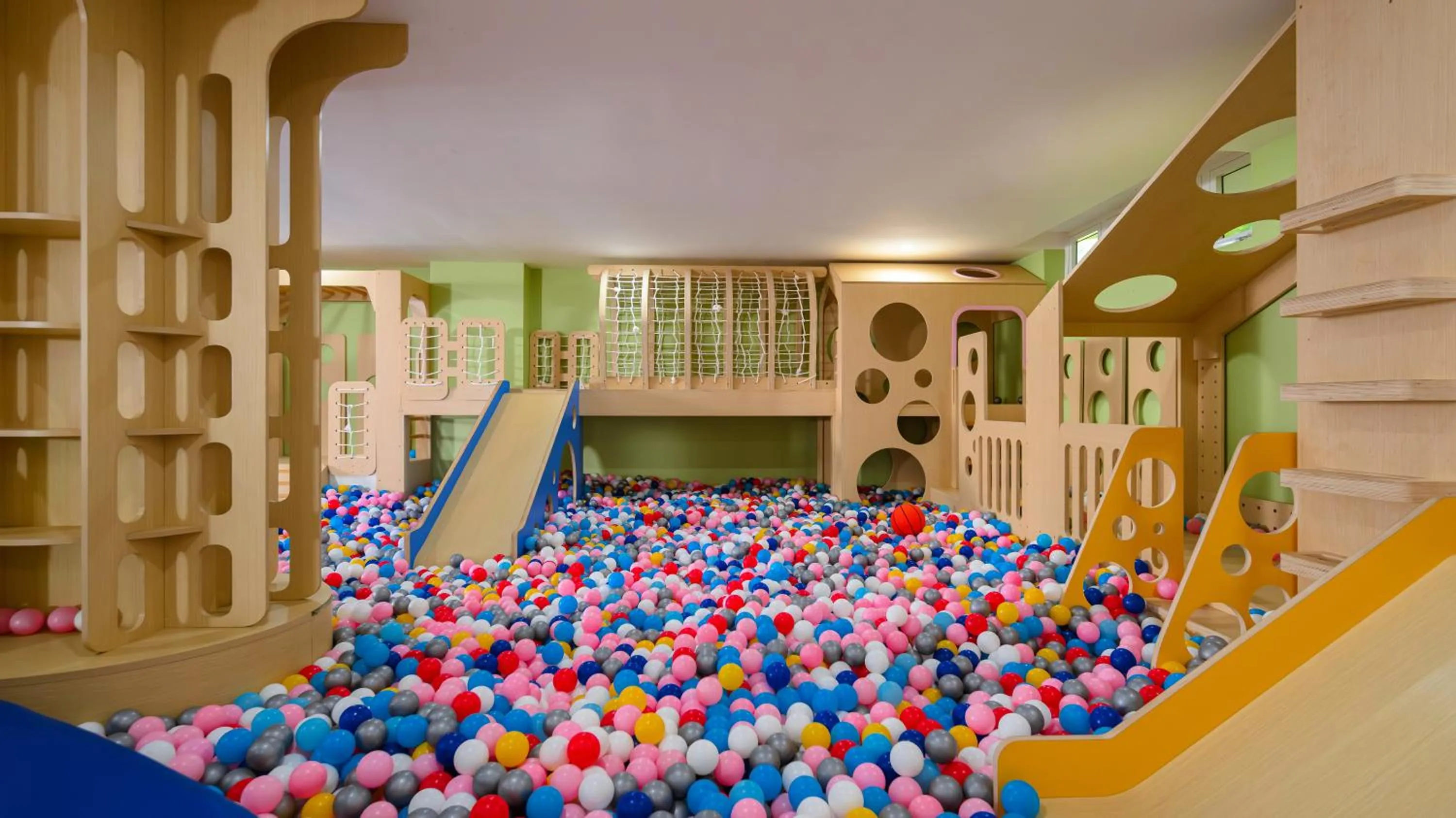 Children play ground in Muine Bay Resort