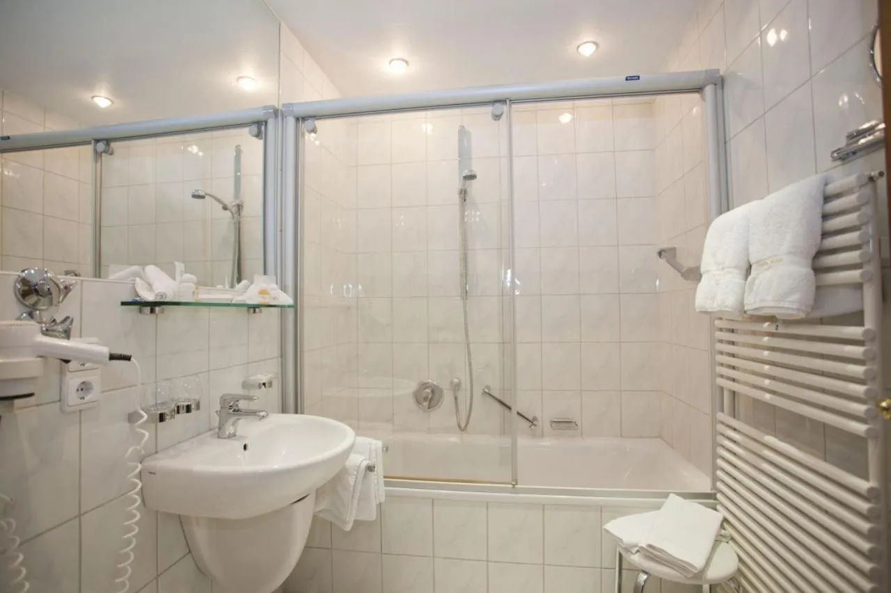 Bathroom in Alpenhof Grainau
