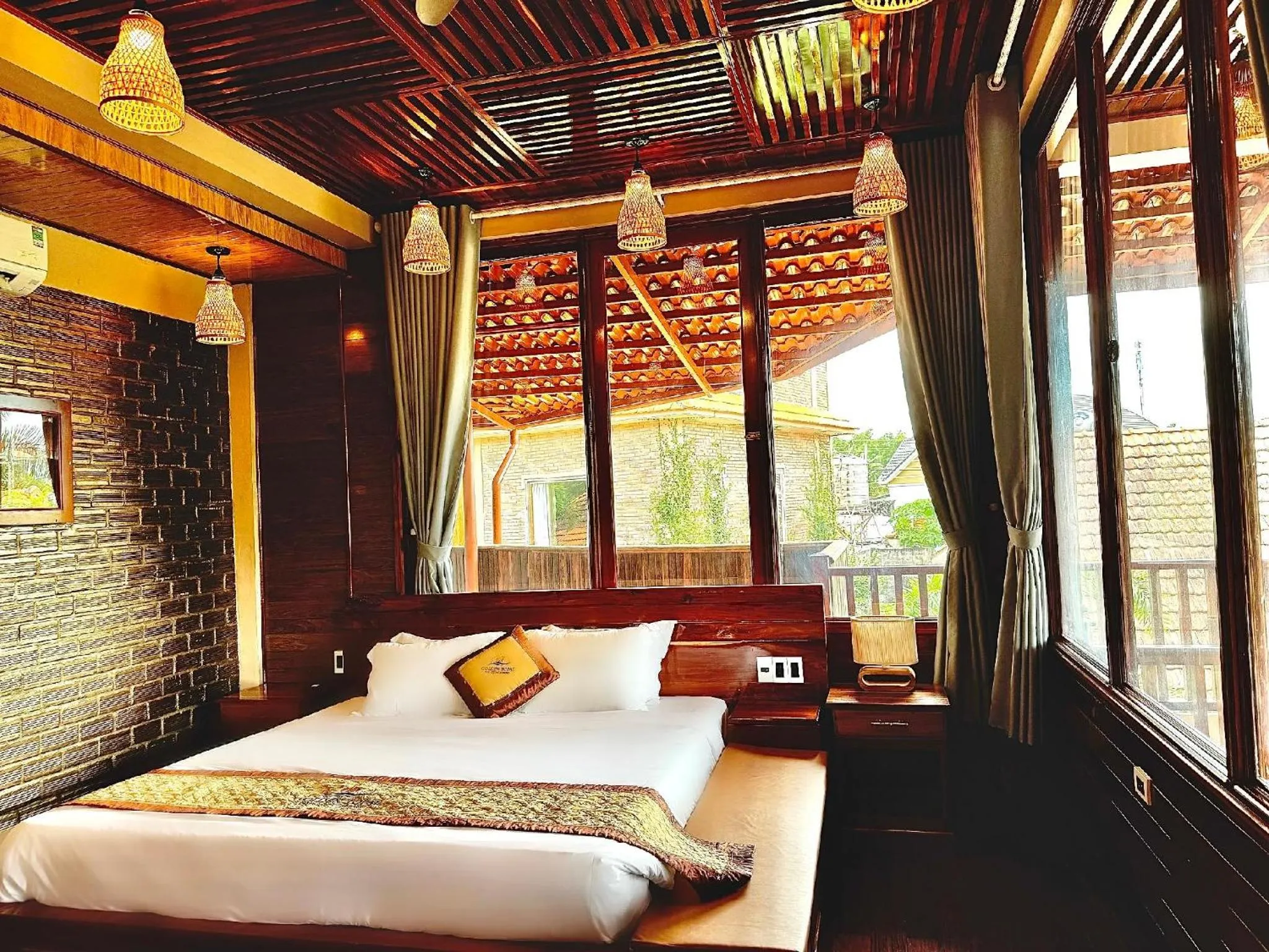 Bed in Golden Topaz Phu Quoc Resort