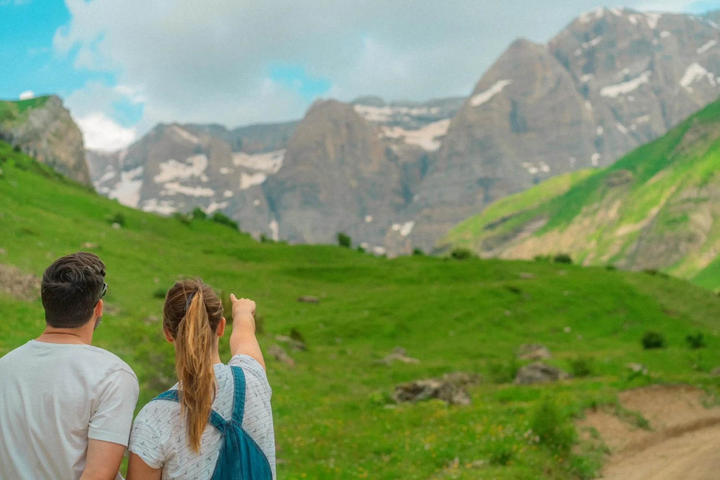 People in Hotel Sabocos