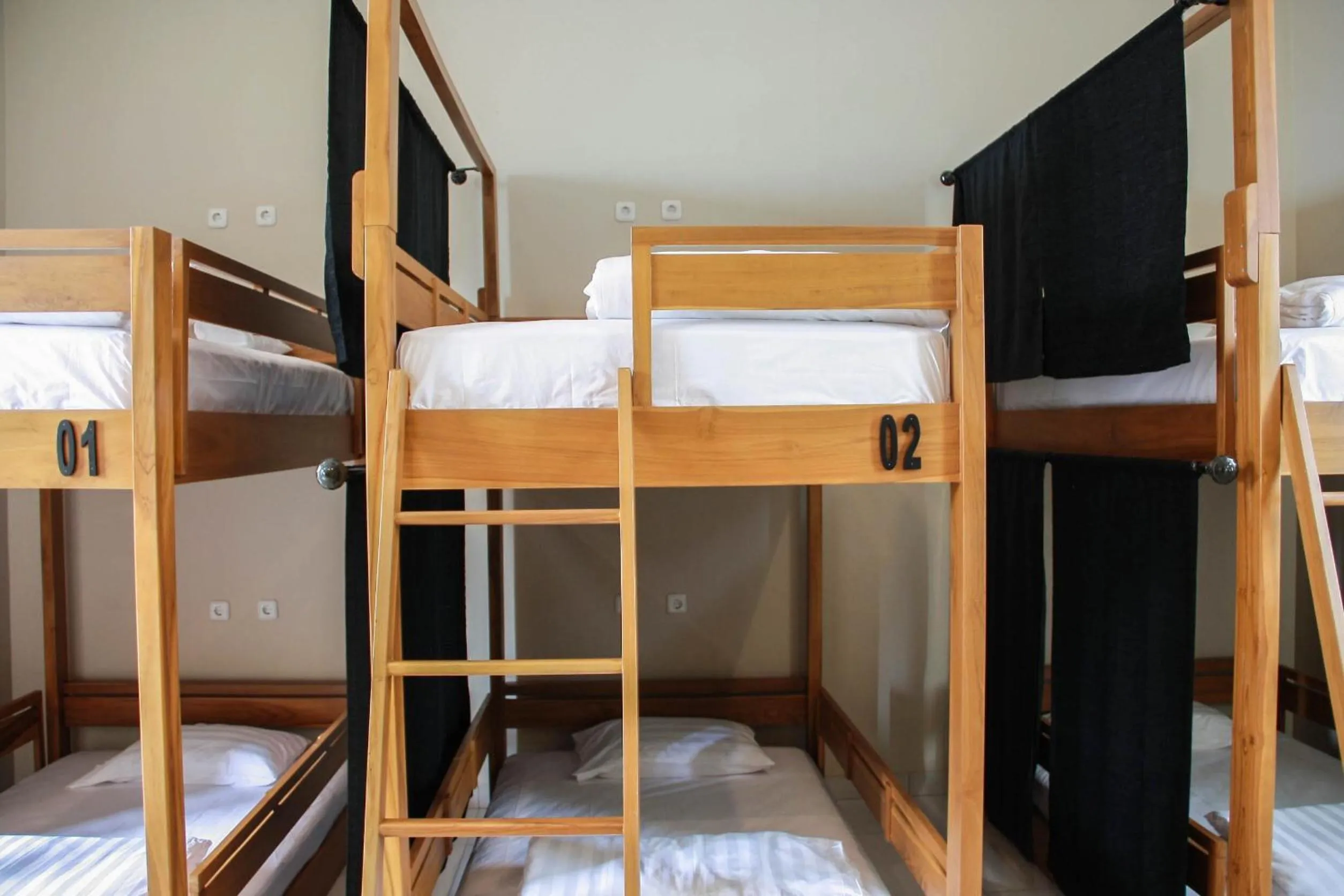 bunk bed, Bed in Escape Bajo