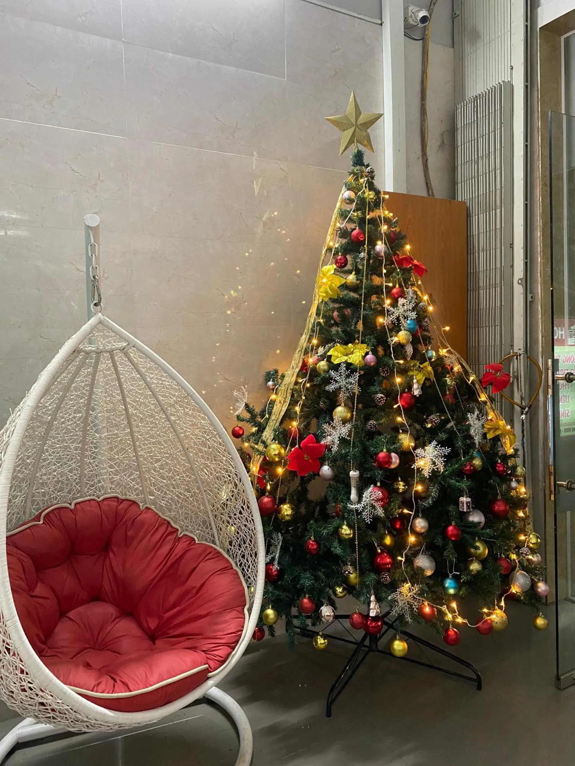 Living room in Rich Hotel