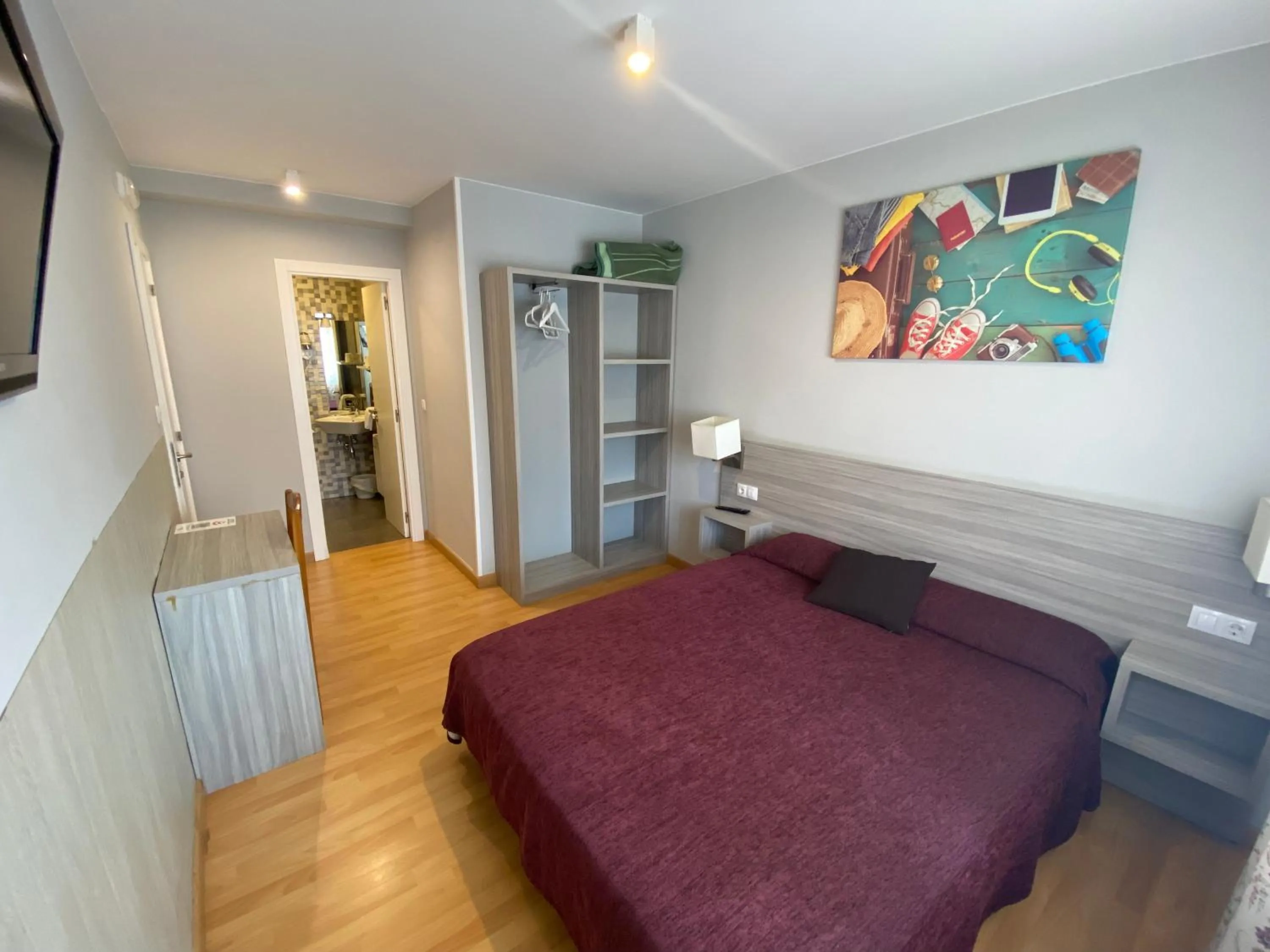 Bedroom, Bed in dpCristal