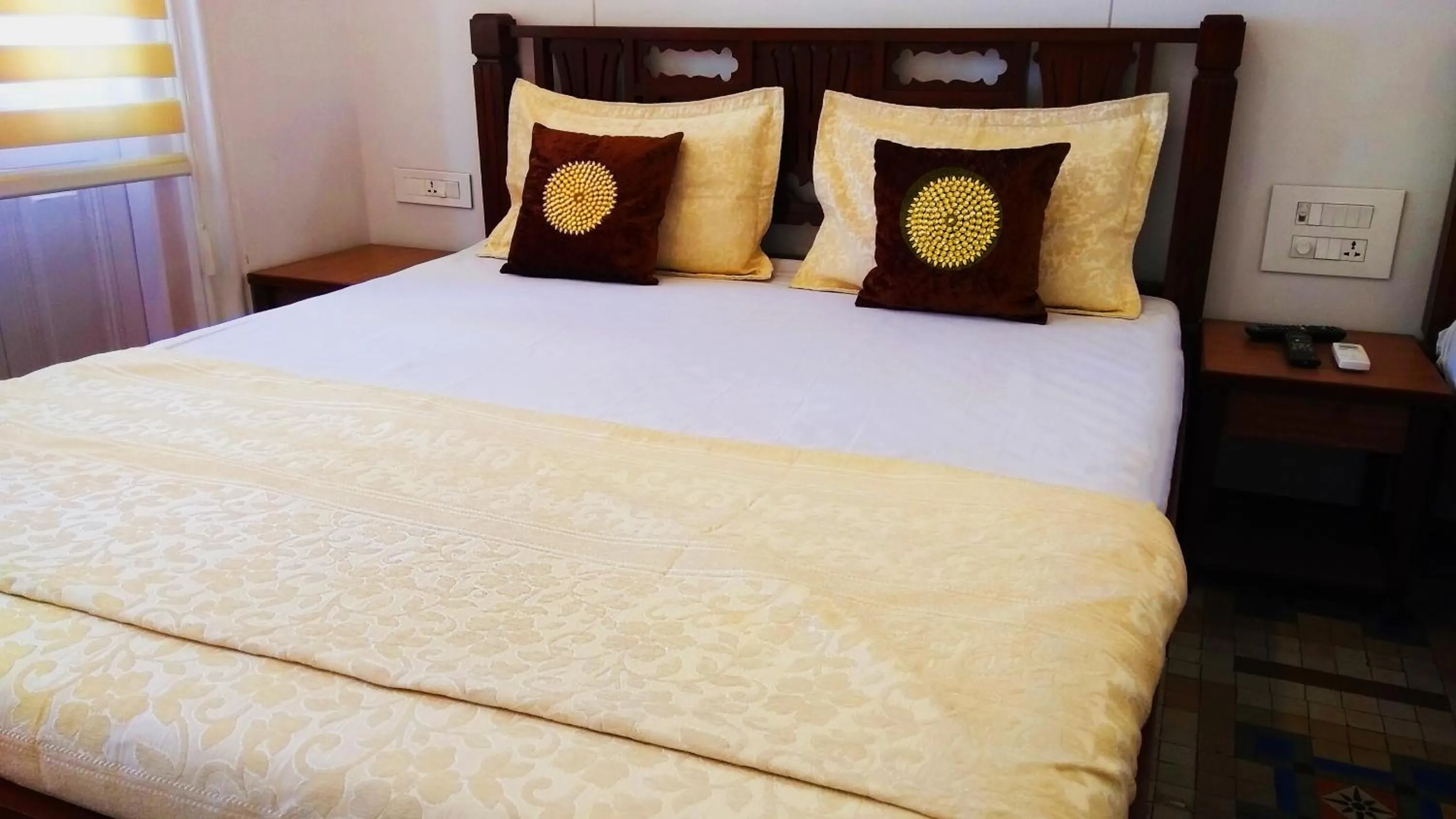 Bedroom, Bed in Carlton Hotel Mumbai - Behind Taj Mahal Palace Colaba Mumbai