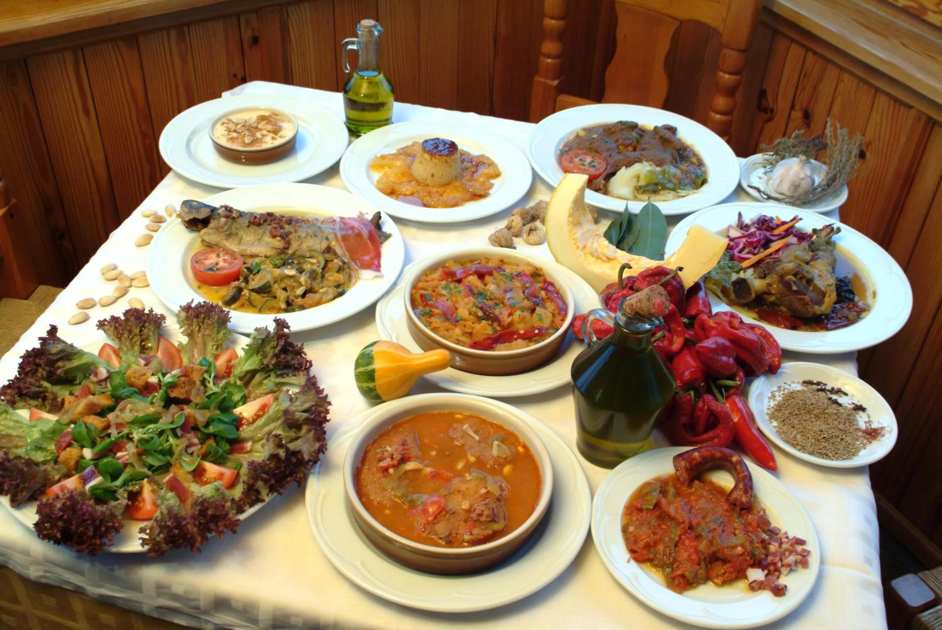 Restaurant/places to eat in Hotel La Fragua II