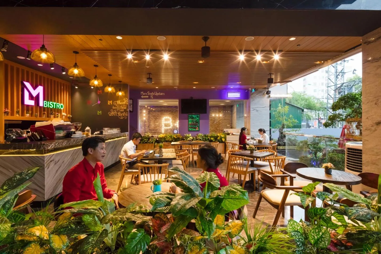 Lounge or bar in Sao Viet Nha Trang Hotel