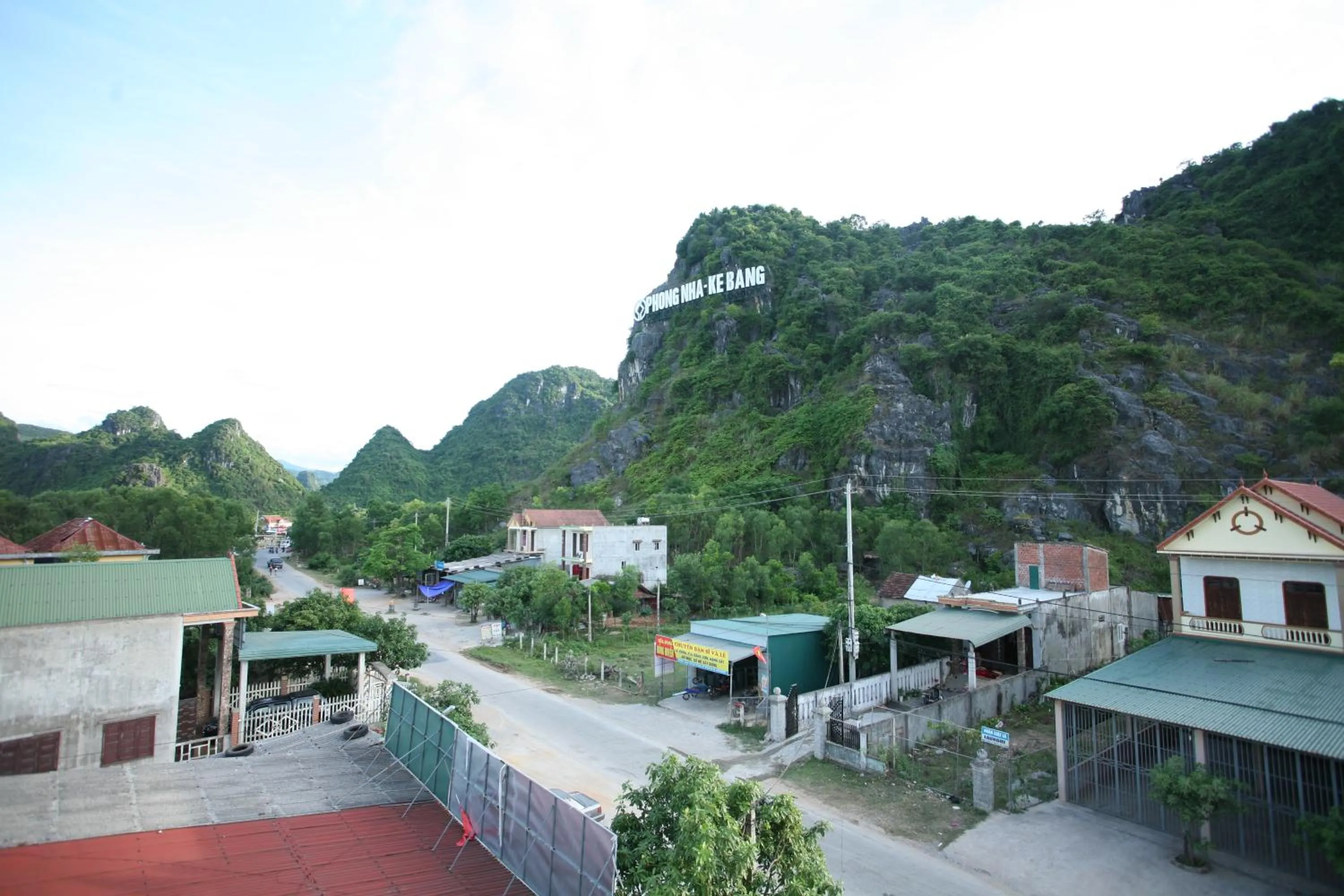 Property building in Phong Nha - Tien's Cozy Homestay