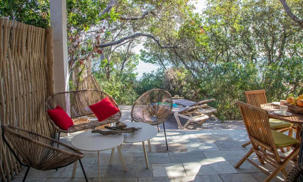 Patio in BAGHEERA Village Naturiste