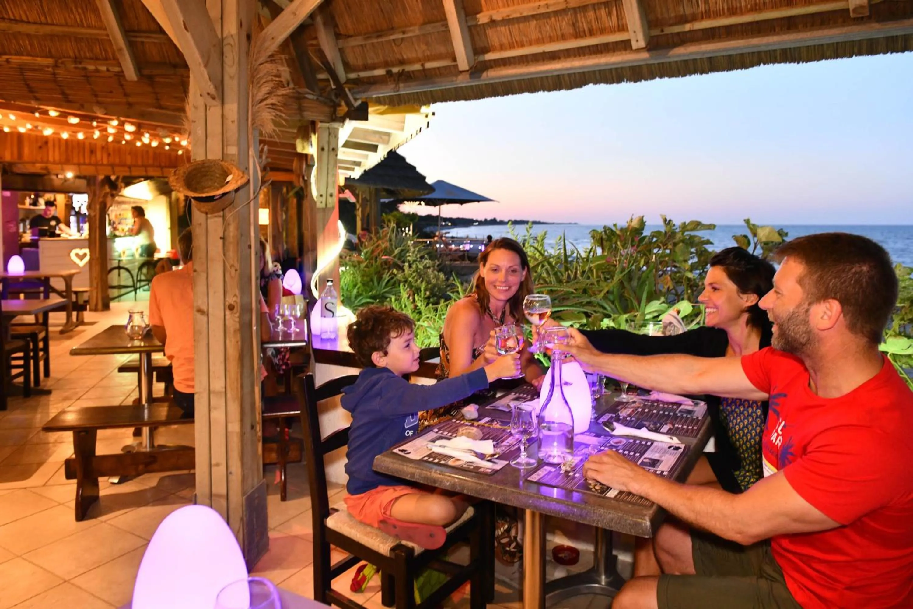 Restaurant/places to eat in BAGHEERA Village Naturiste