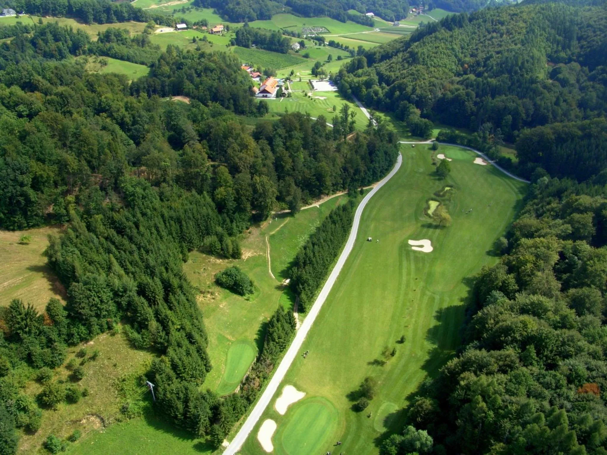 Area and facilities in Natura Amon